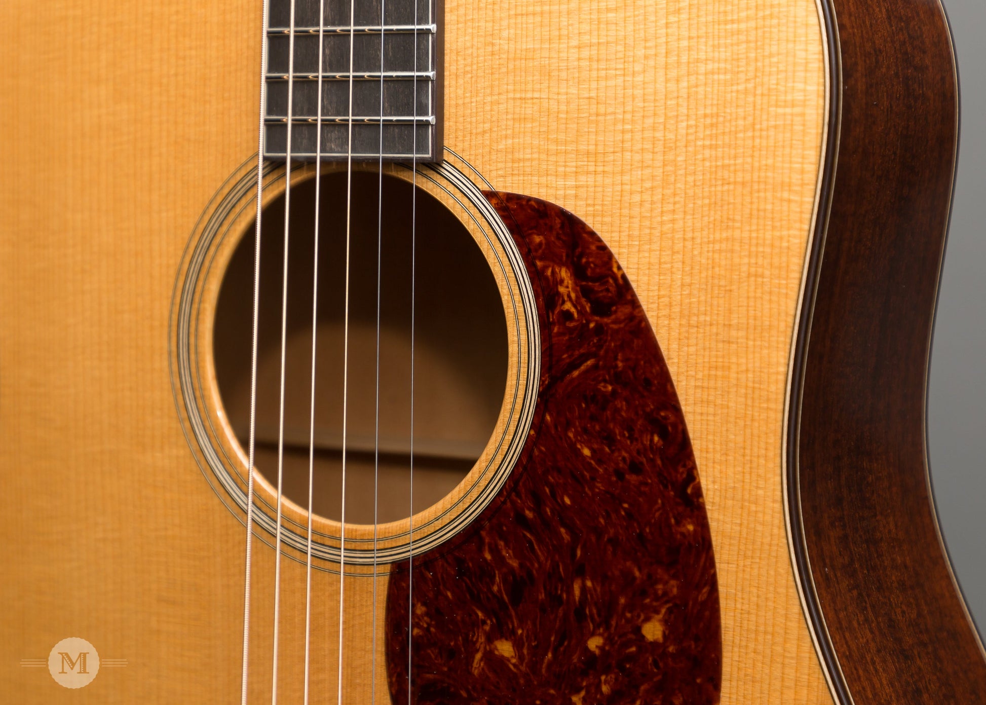Bourgeois Acoustic Guitars - Aged Tone Series - "The Champ" D - Adirondack