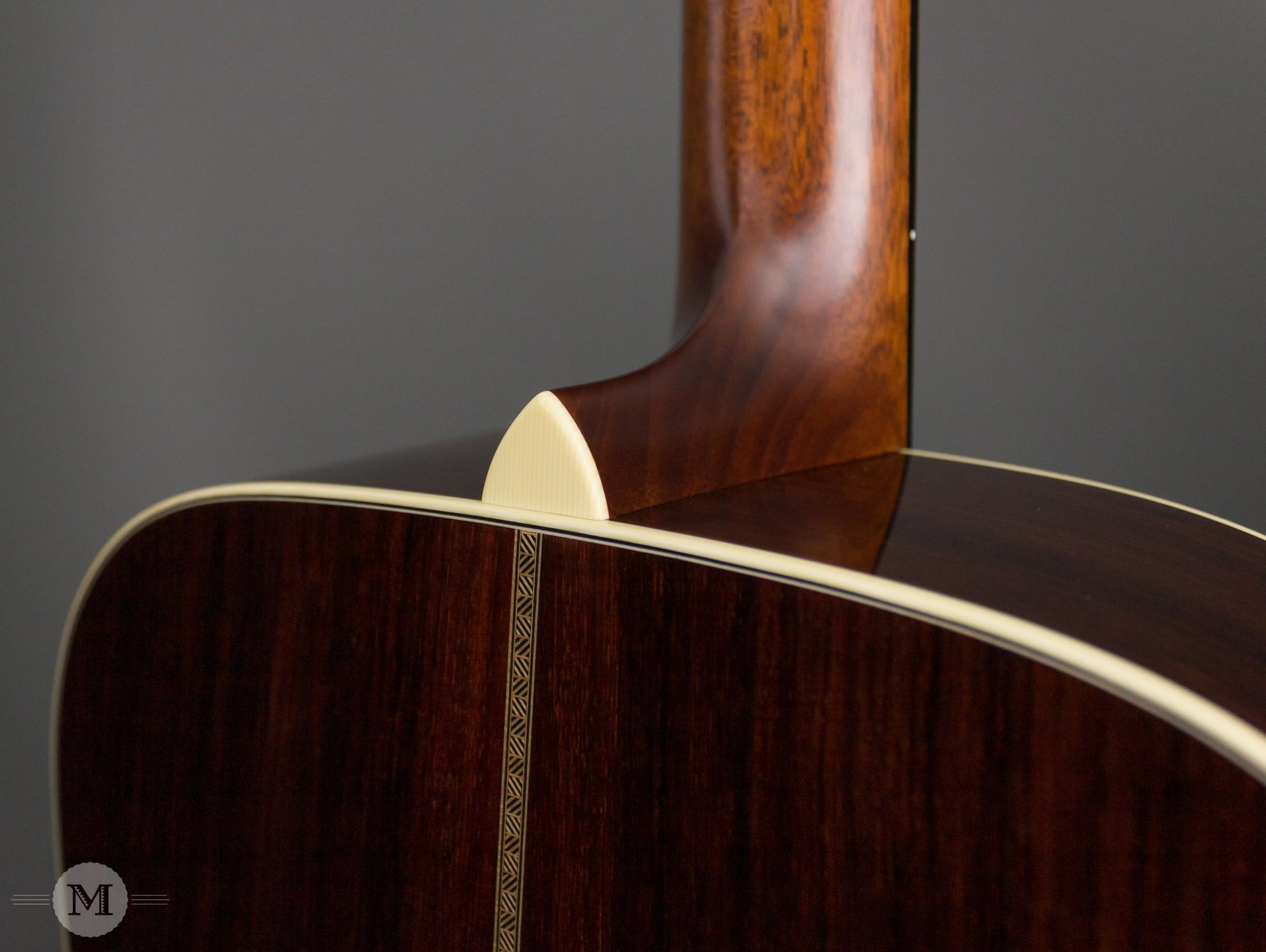 Bourgeois Acoustic Guitars - D - Vintage Shade Top