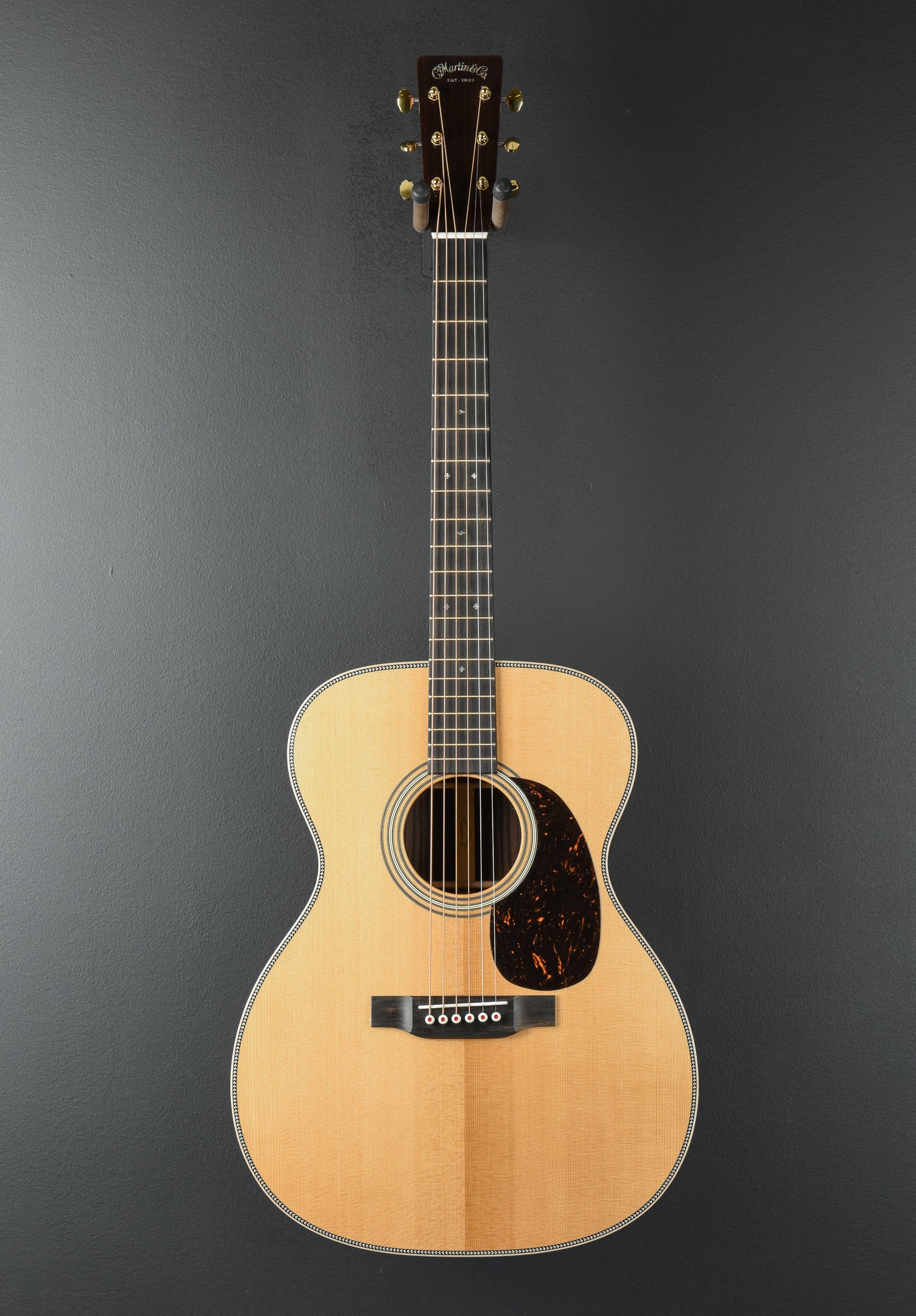 000-28 Modern Deluxe