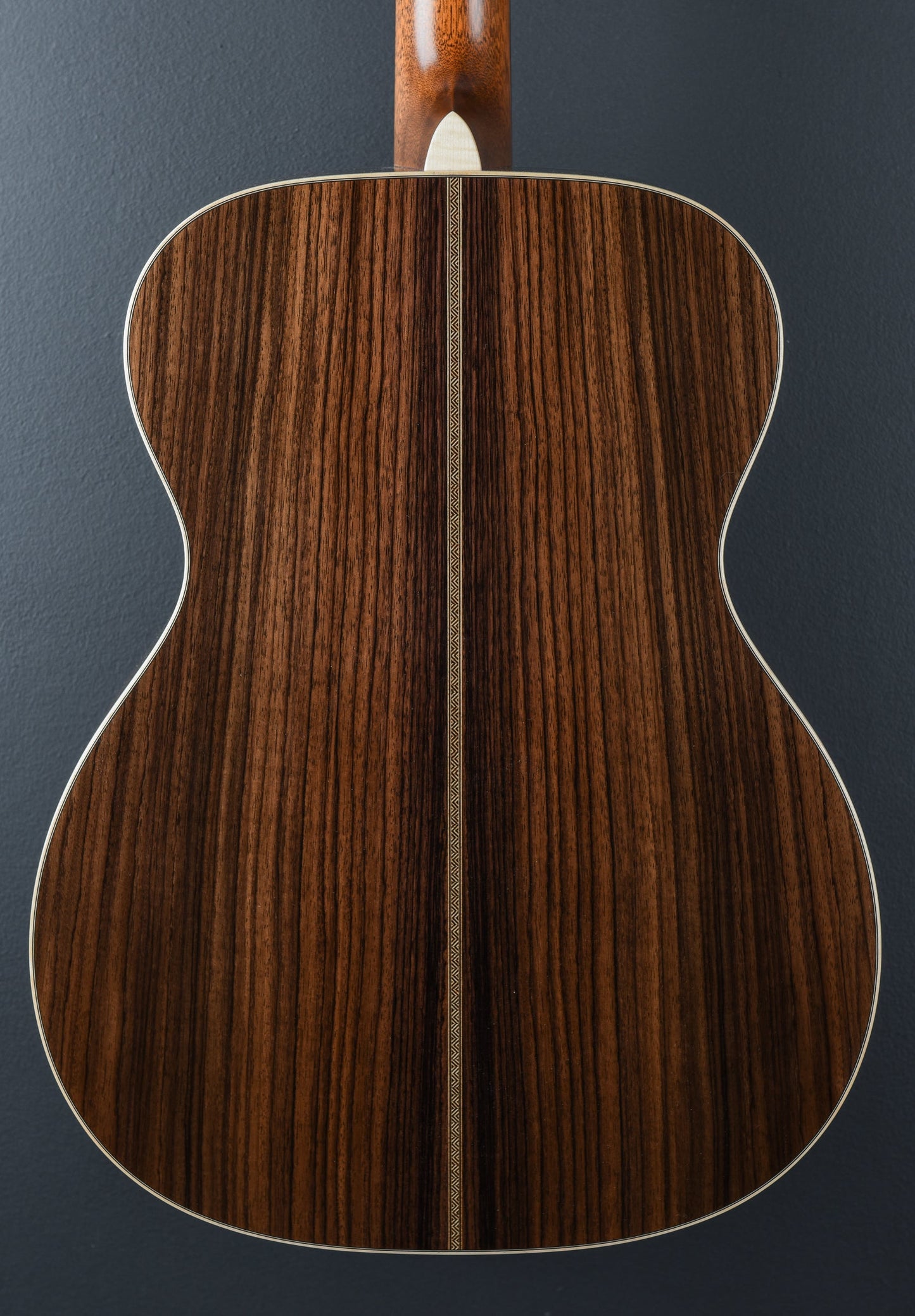 000-28 Modern Deluxe