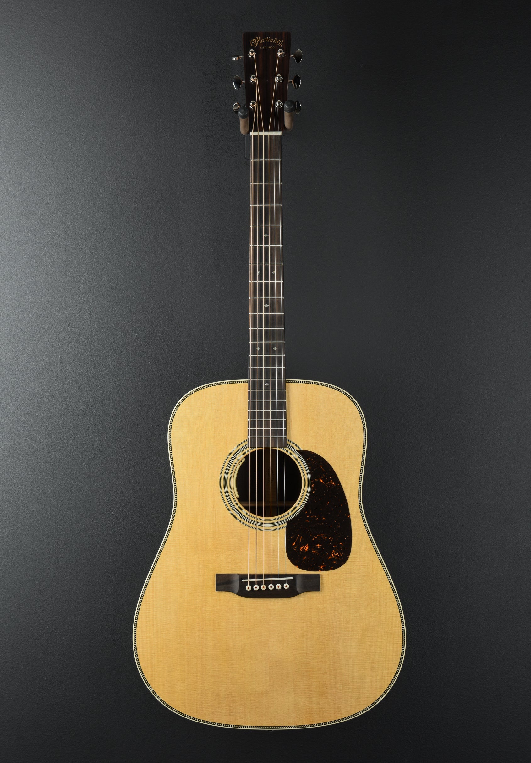 New for 2025 HD-28E w/LR Baggs Anthem - Gloss Natural
