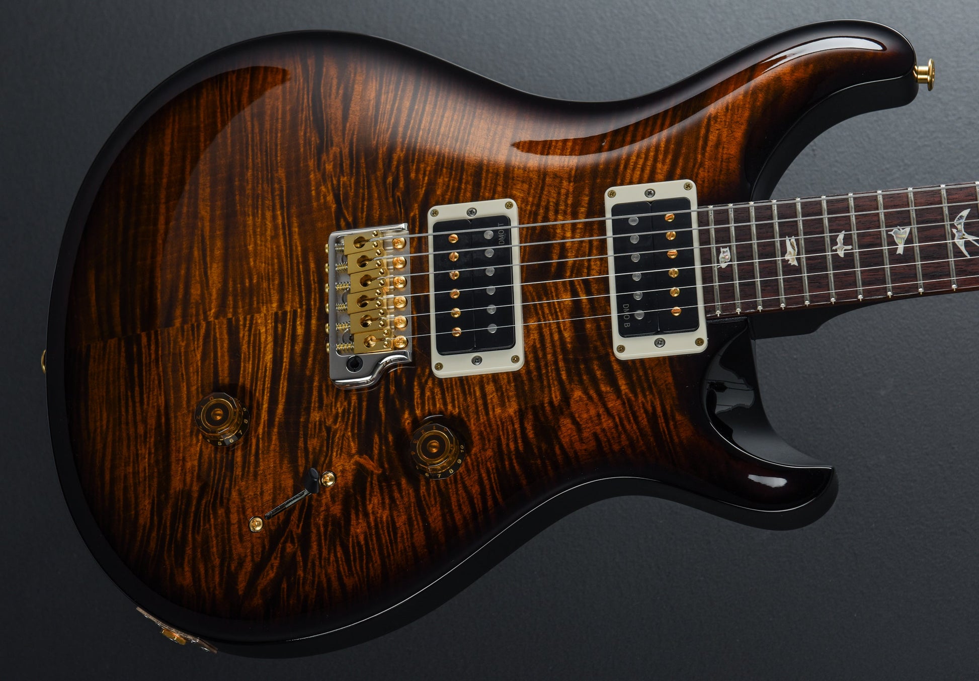 Custom 24 10 Top - Black Gold Wraparound Burst