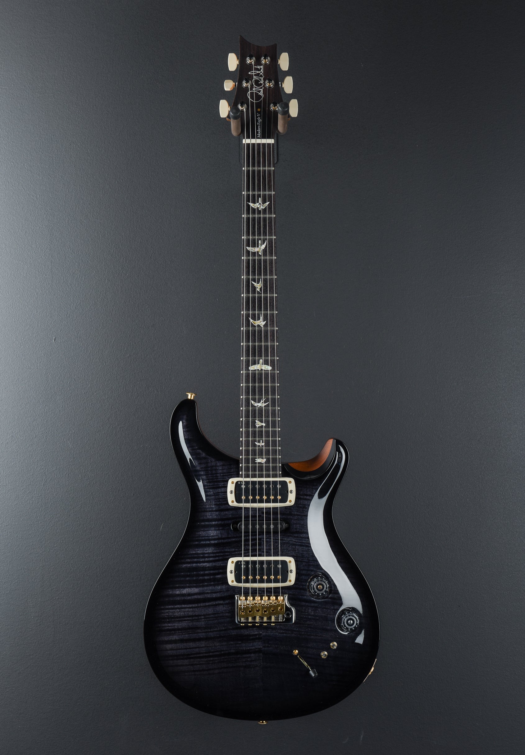 Modern Eagle V 10 Top - Charcoal