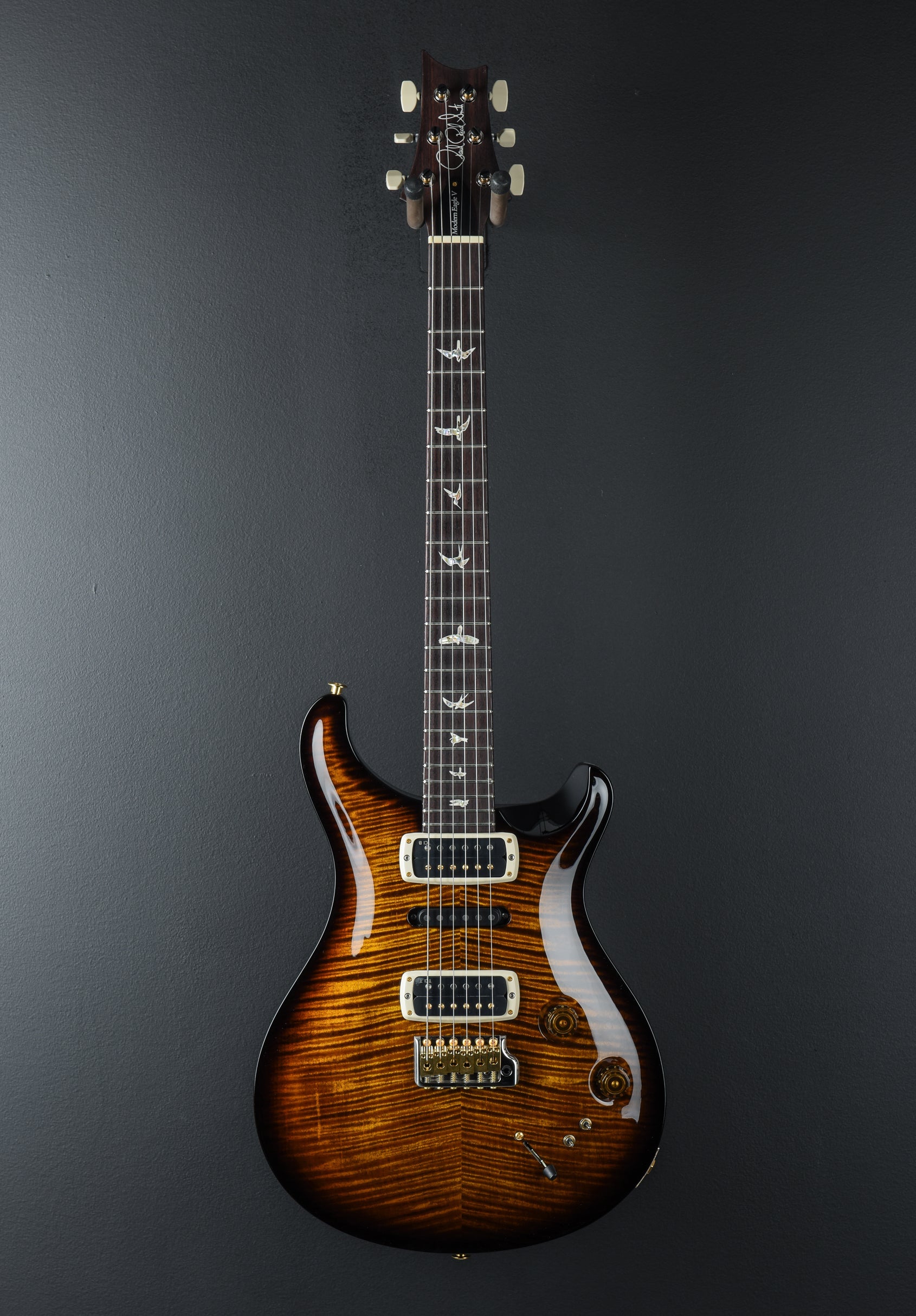 Modern Eagle V 10 Top - Black Gold Wraparound Burst