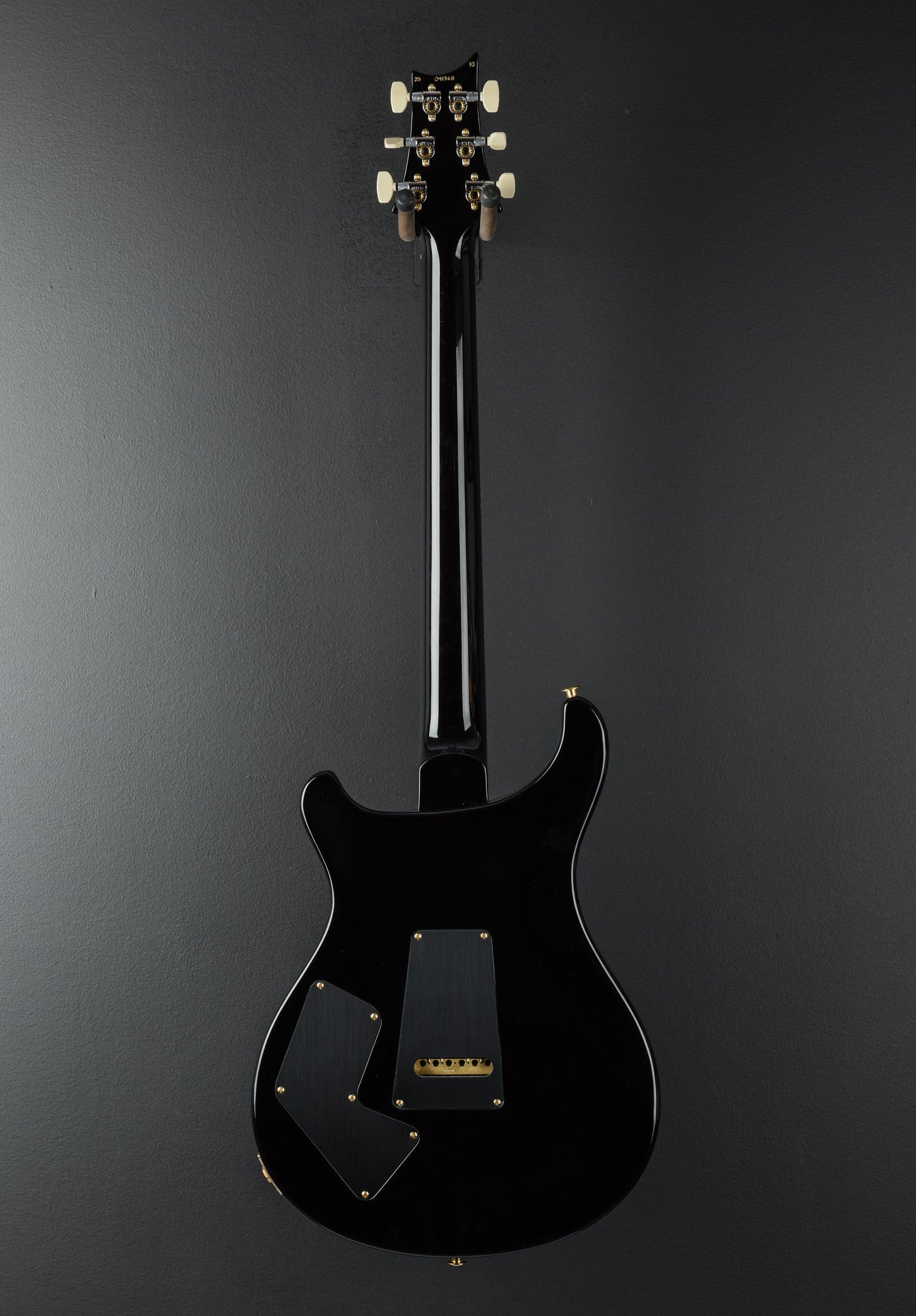 Modern Eagle V 10 Top - Black Gold Wraparound Burst
