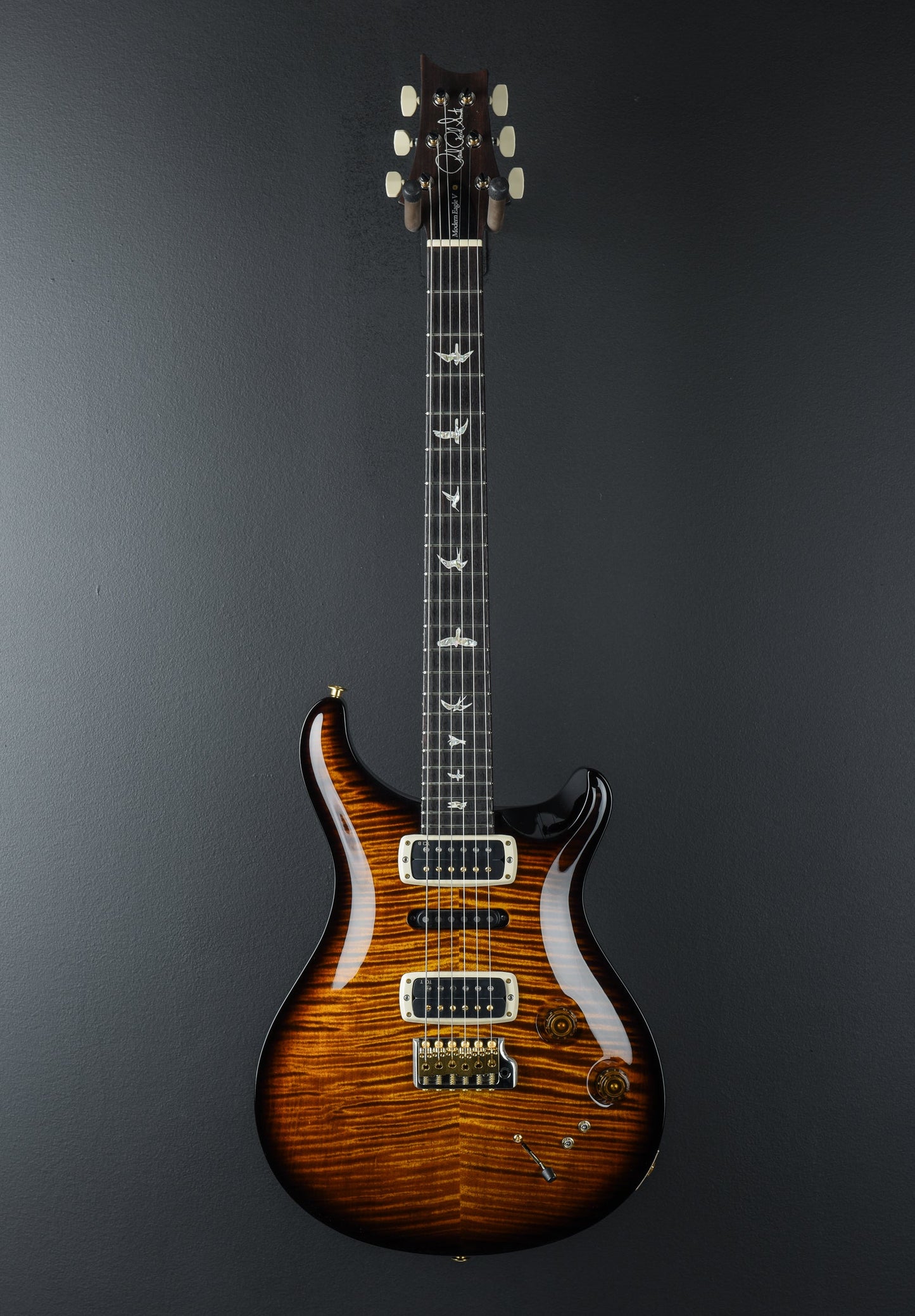 Modern Eagle V 10 Top - Black Gold Wraparound Burst