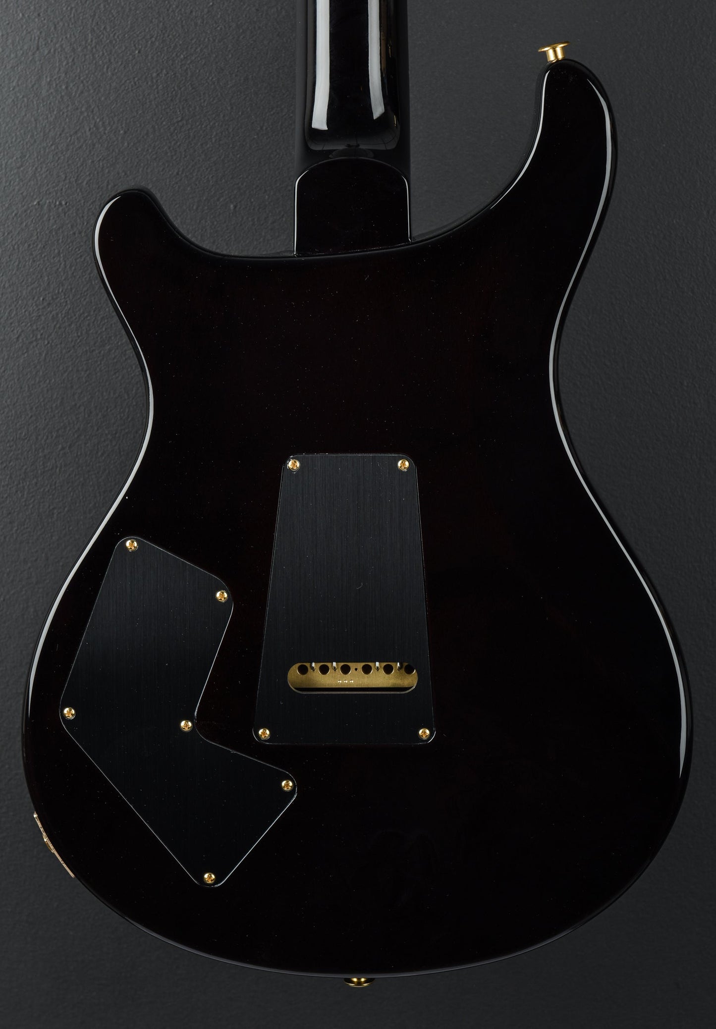 Modern Eagle V 10 Top - Black Gold Wraparound Burst