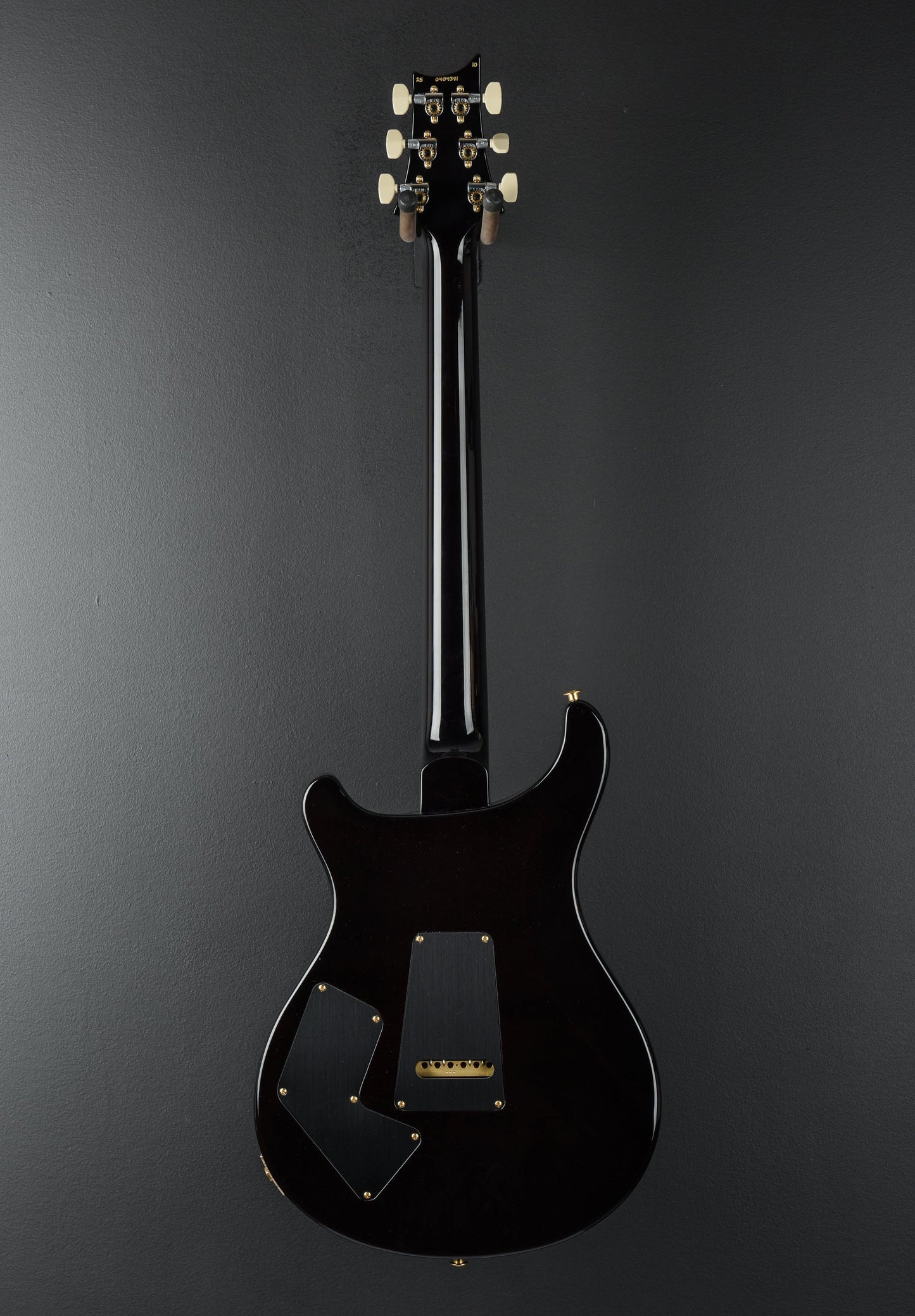 Modern Eagle V 10 Top - Black Gold Wraparound Burst