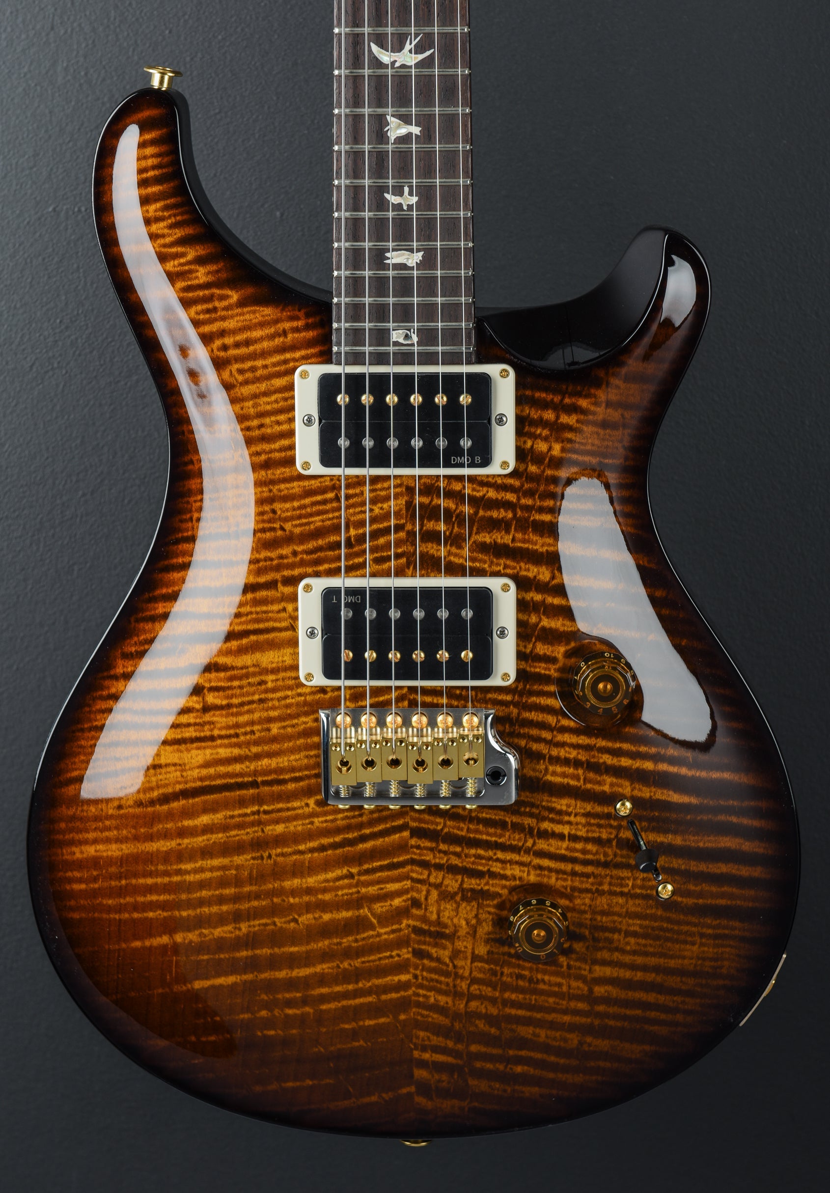 Custom 24 10 Top - Black Gold Wraparound Burst