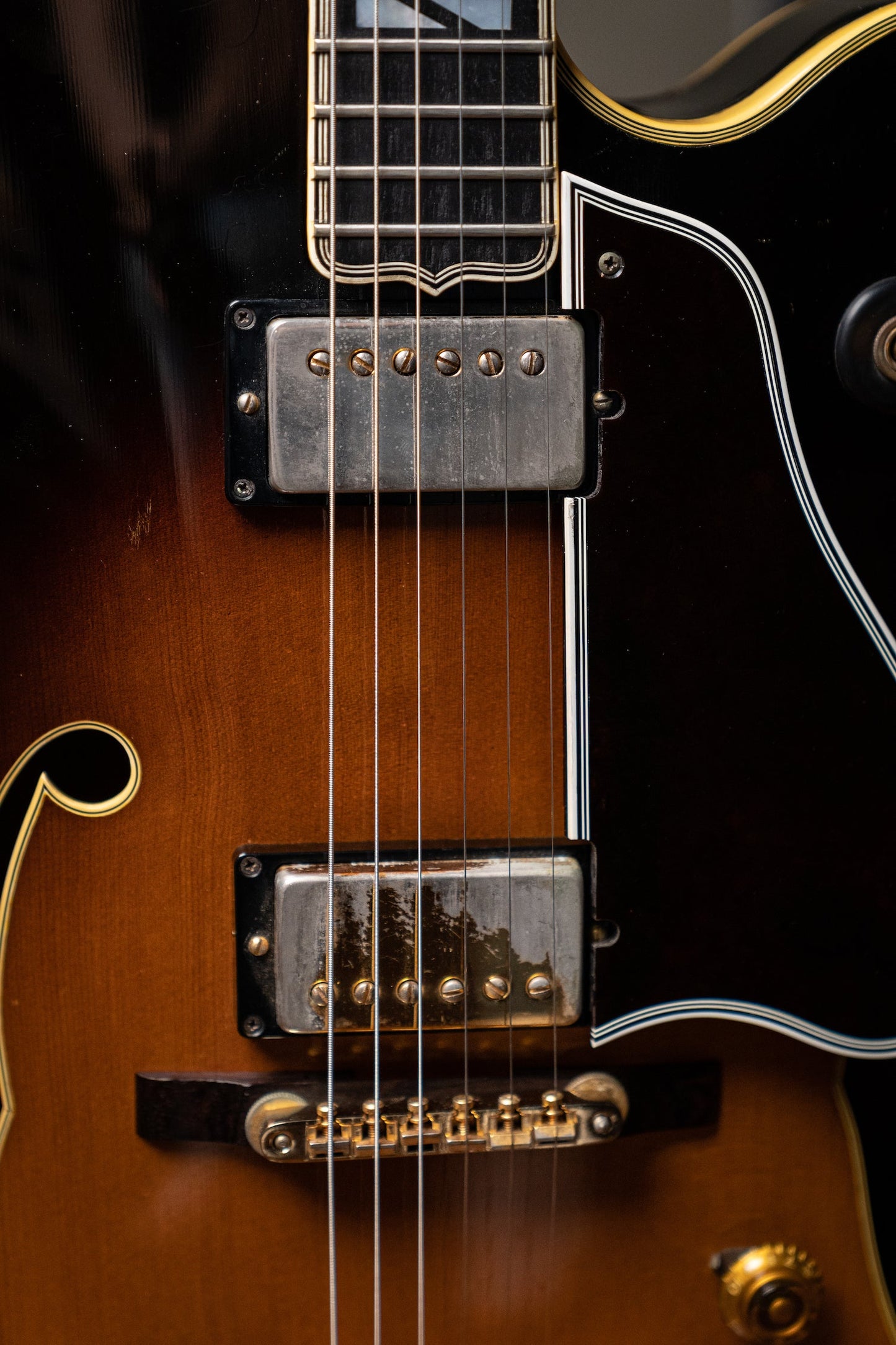 1961 Gibson Super 400 CES with Factory Varitone Stereo Electric Guitar - Sunburst ( GAVE BACK )