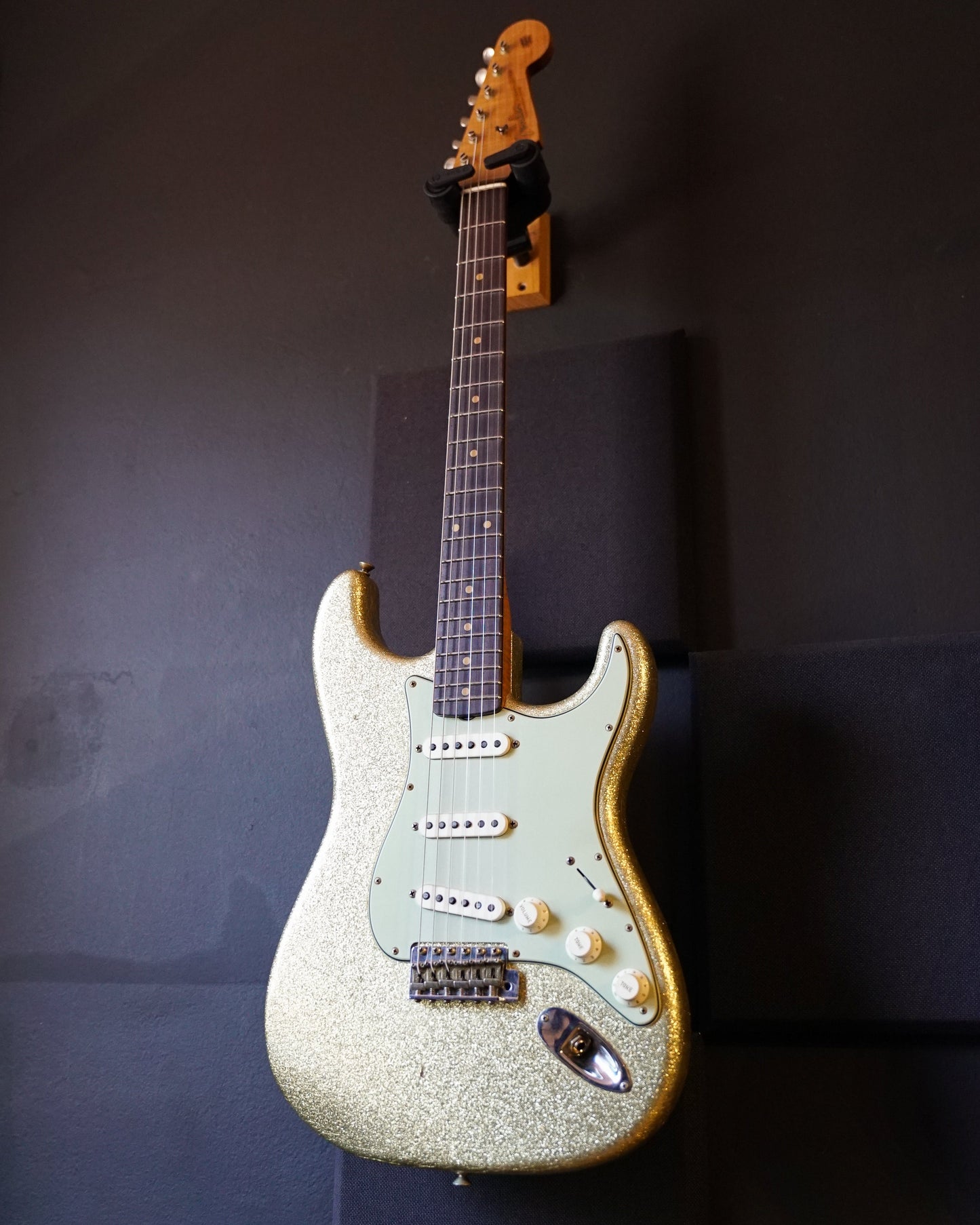 Fender Custom Shop '60 Paulownia Stratocaster Journeyman Relic Master Built by Greg Fessler, Gold Sparkle / 3A Roasted Flame Maple Neck