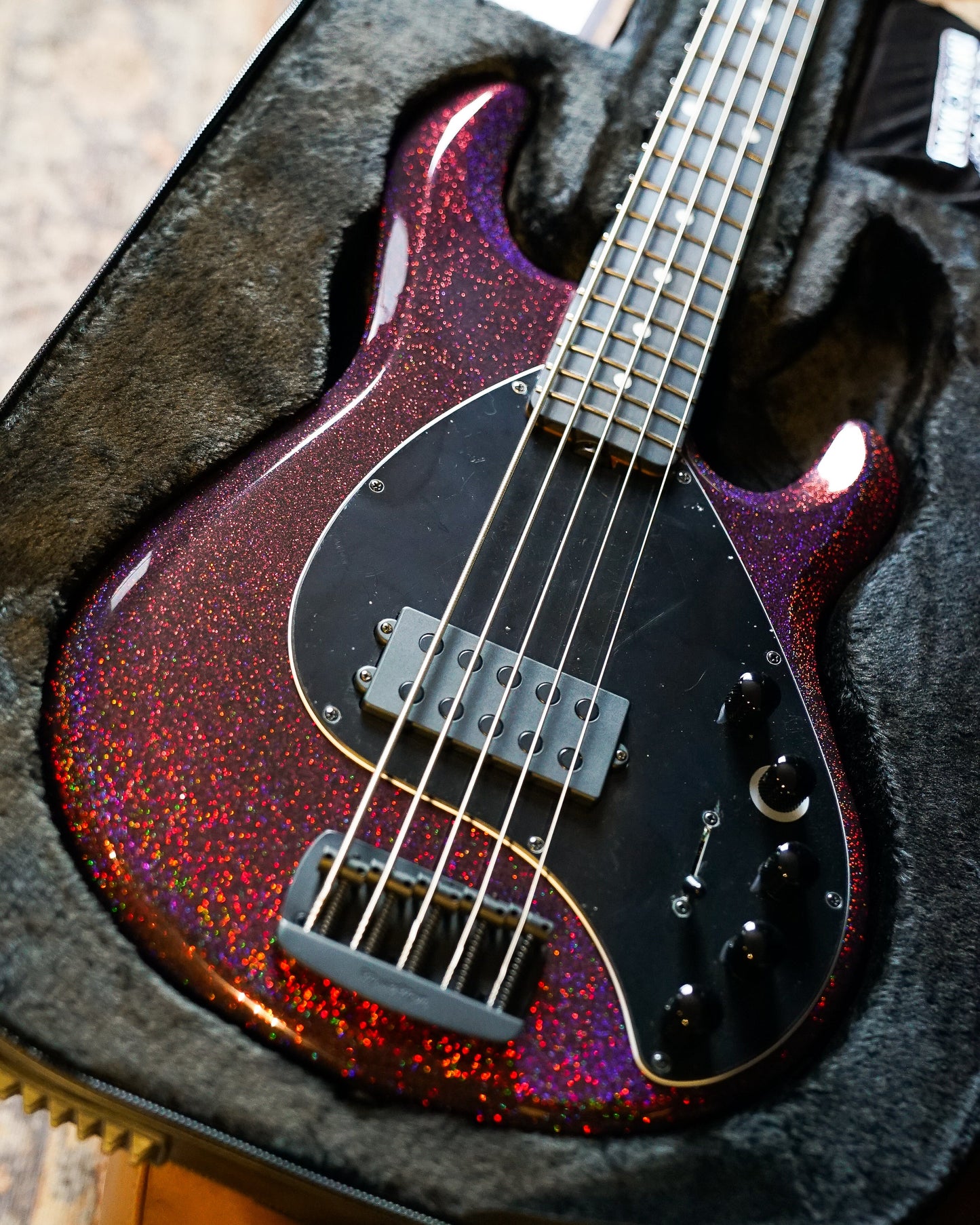 Music Man DarkRay 5 - Dark Rainbow - Roasted Maple/Ebony - Black PG - Black Hardware