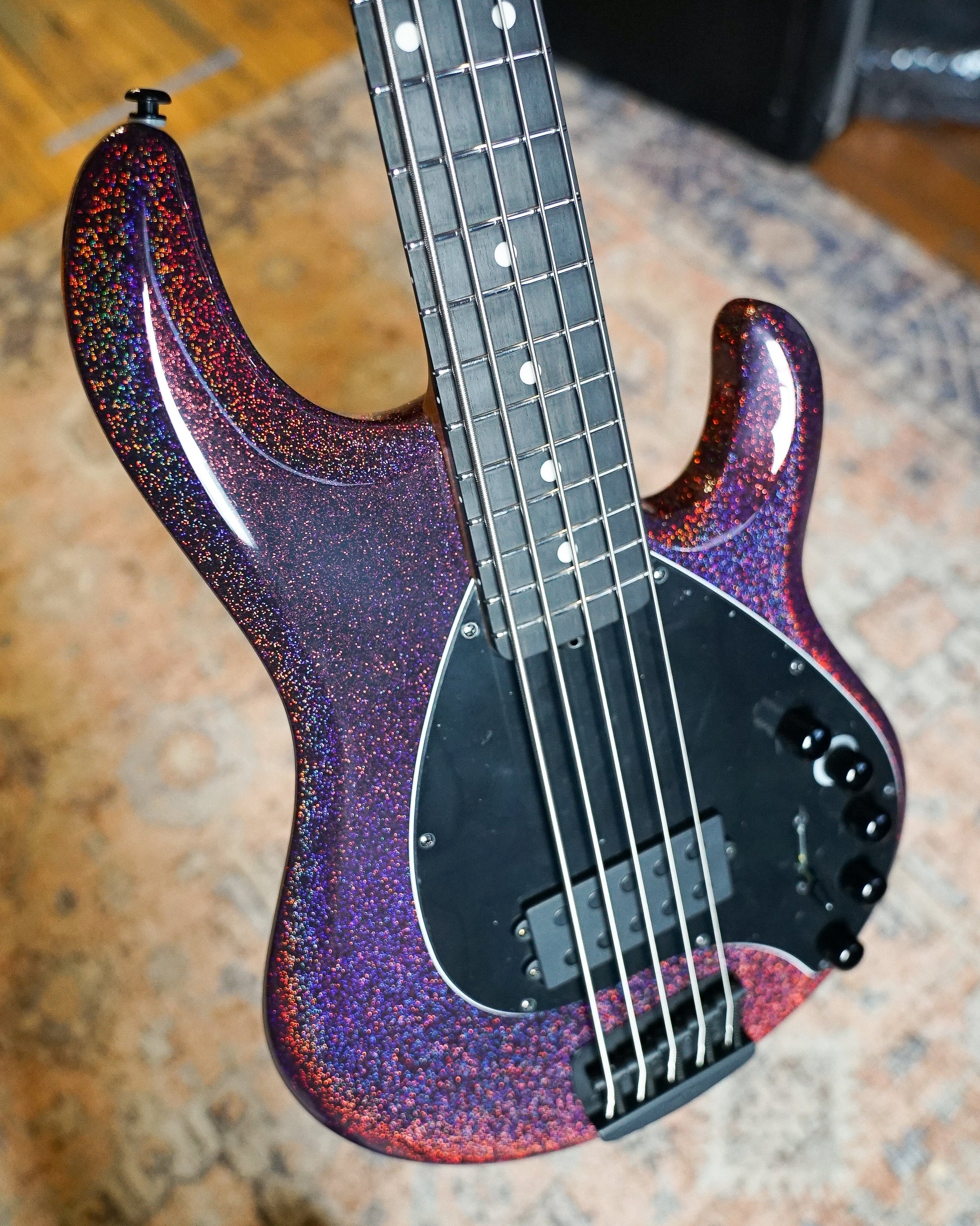 Music Man DarkRay 5 - Dark Rainbow - Roasted Maple/Ebony - Black PG - Black Hardware