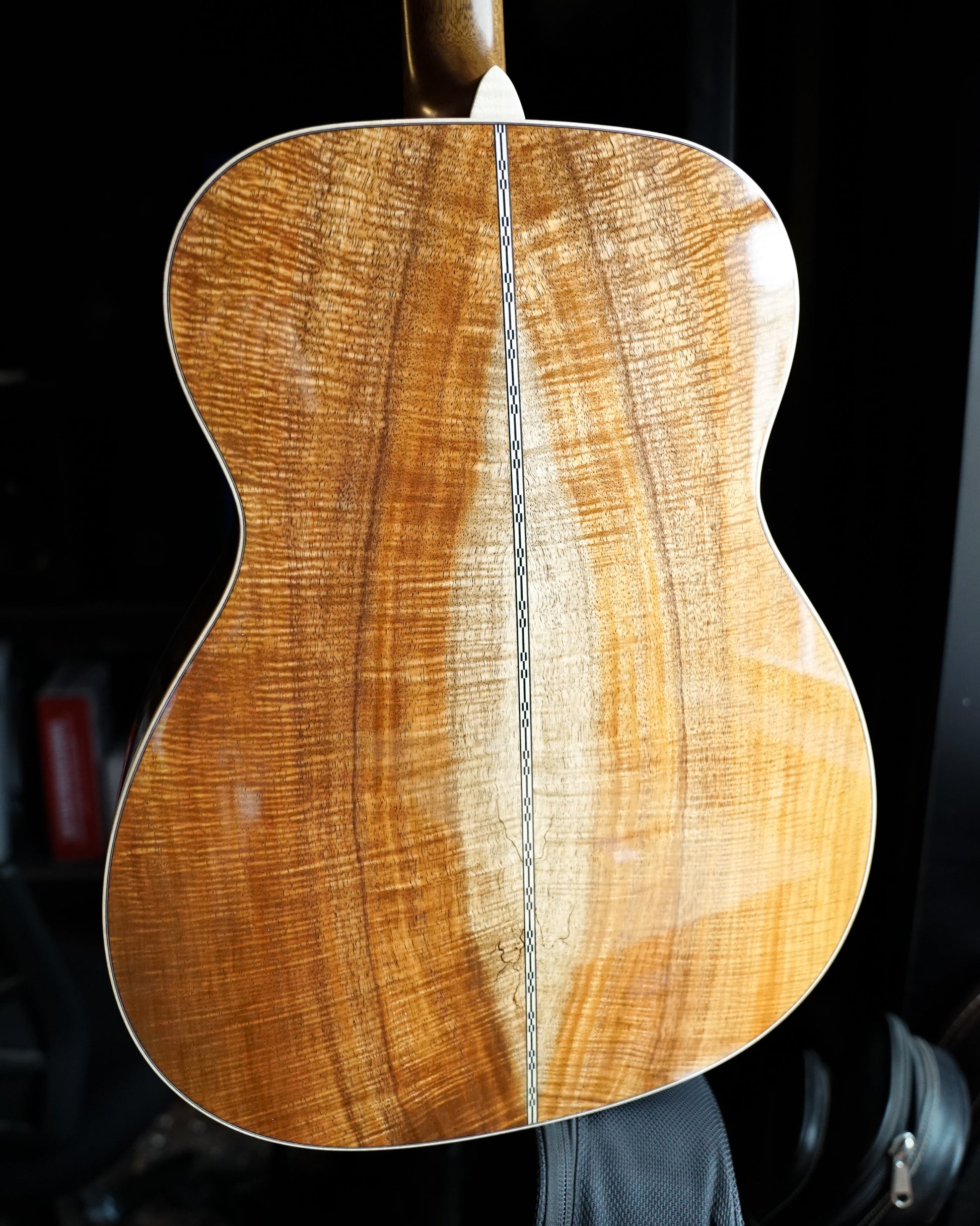 Martin Custom Shop Style 28 M-14 Flamed Koa