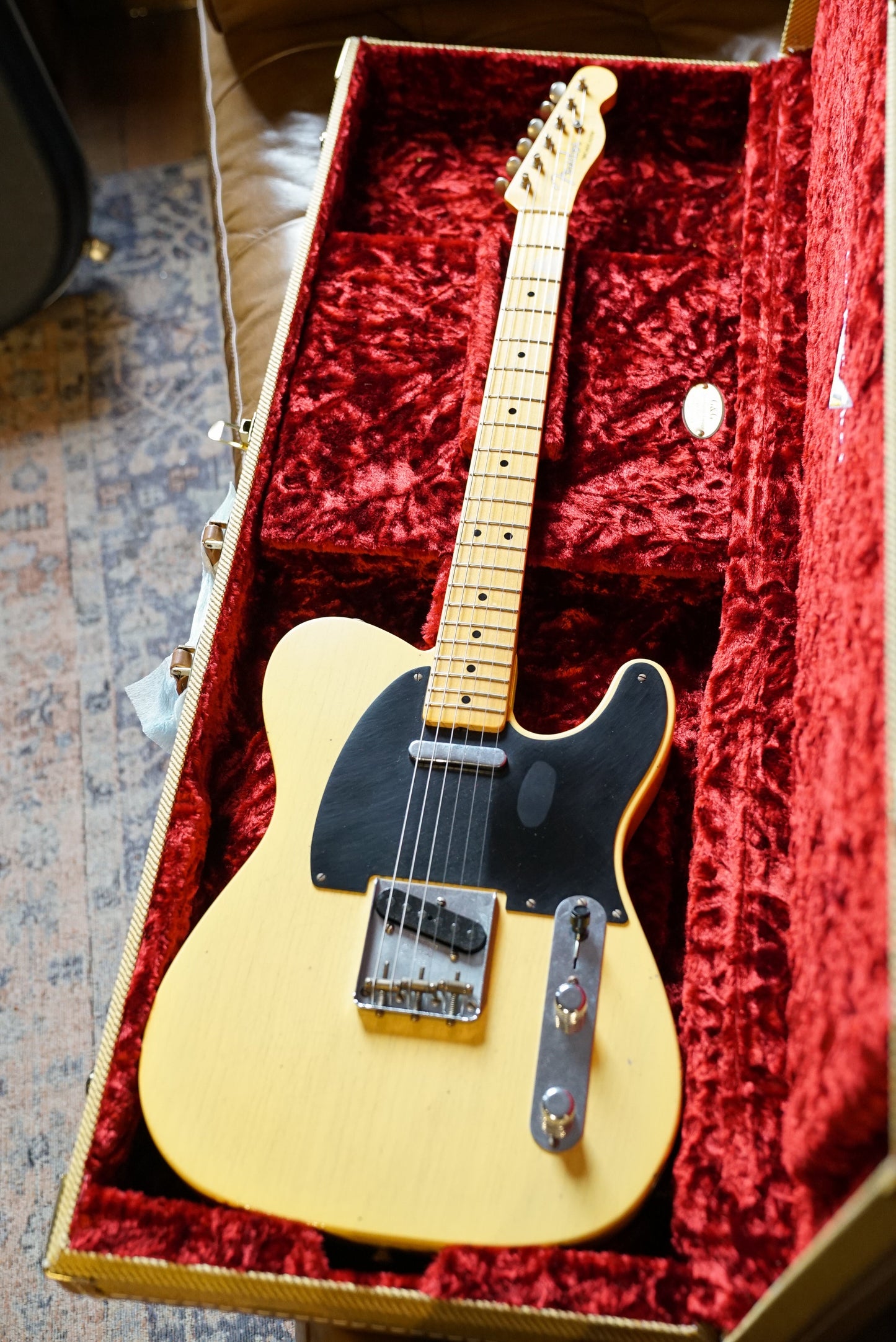 Pre-Owned Fender Custom Shop 70th Anniversary Broadcaster Journeyman Relic "2021