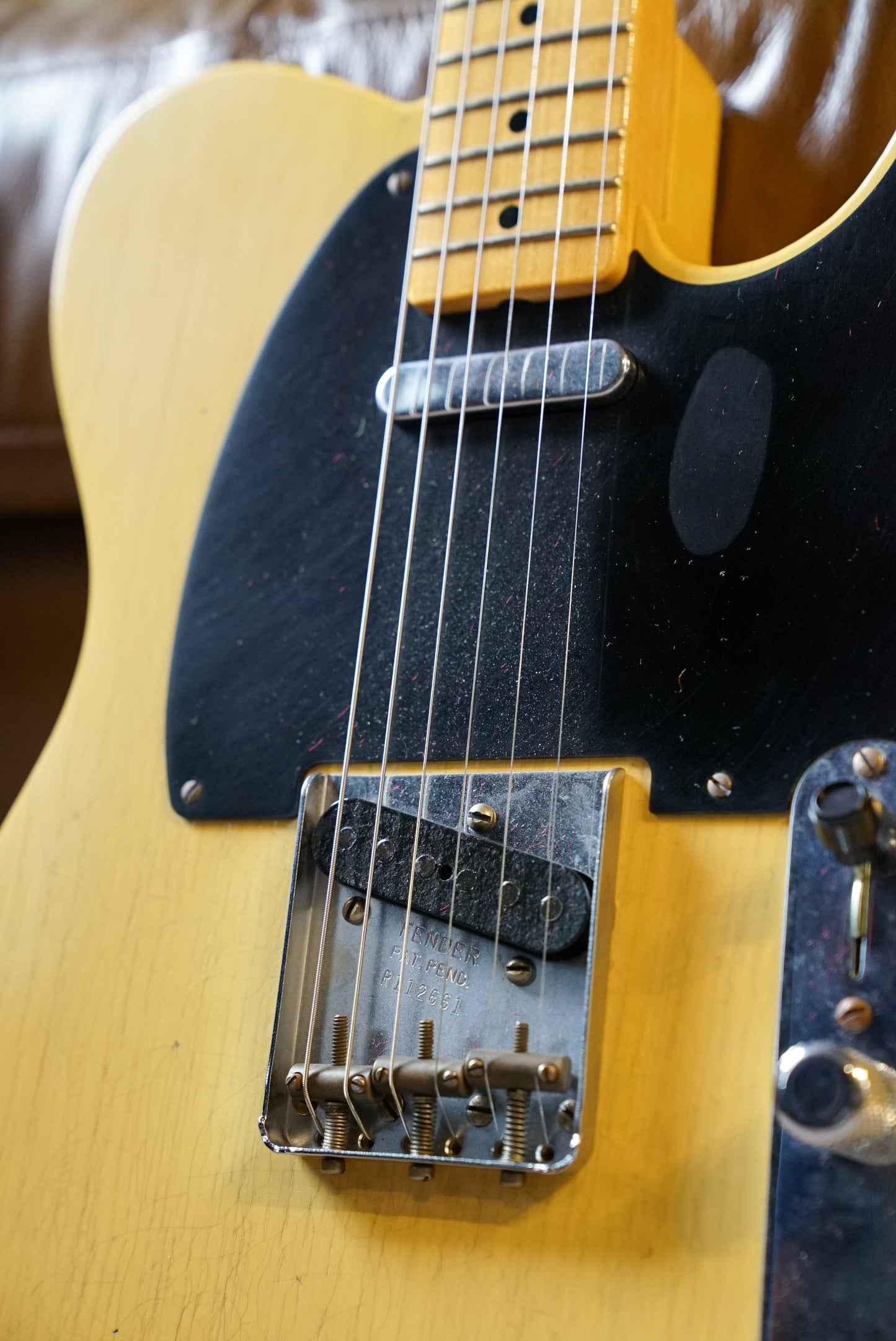 Pre-Owned Fender Custom Shop 70th Anniversary Broadcaster Journeyman Relic "2021