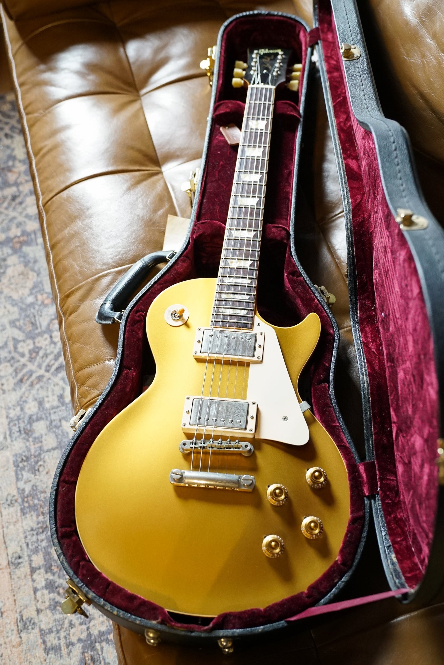 Pre-Owned Gibson Custom Historic Les Paul R7 Goldtop "2003