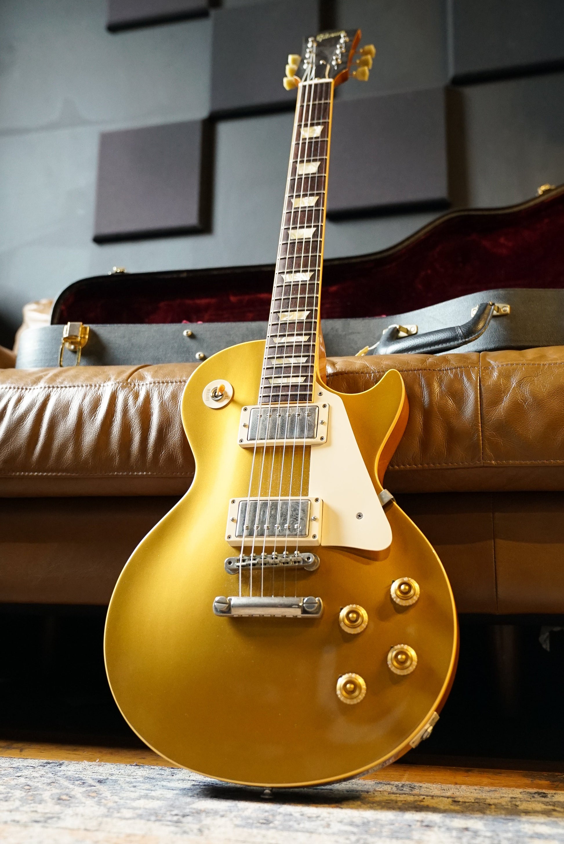 Pre-Owned Gibson Custom Historic Les Paul R7 Goldtop "2003