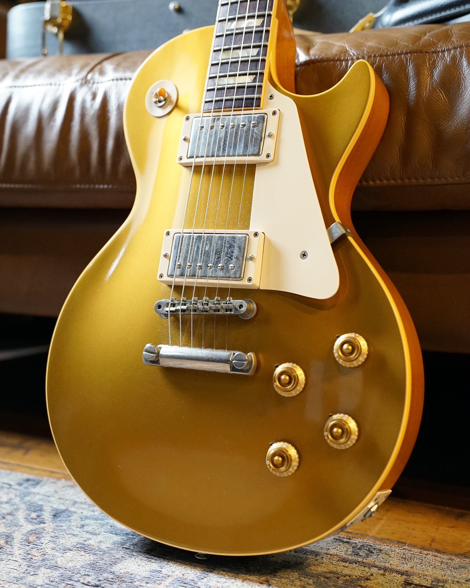 Pre-Owned Gibson Custom Historic Les Paul R7 Goldtop "2003