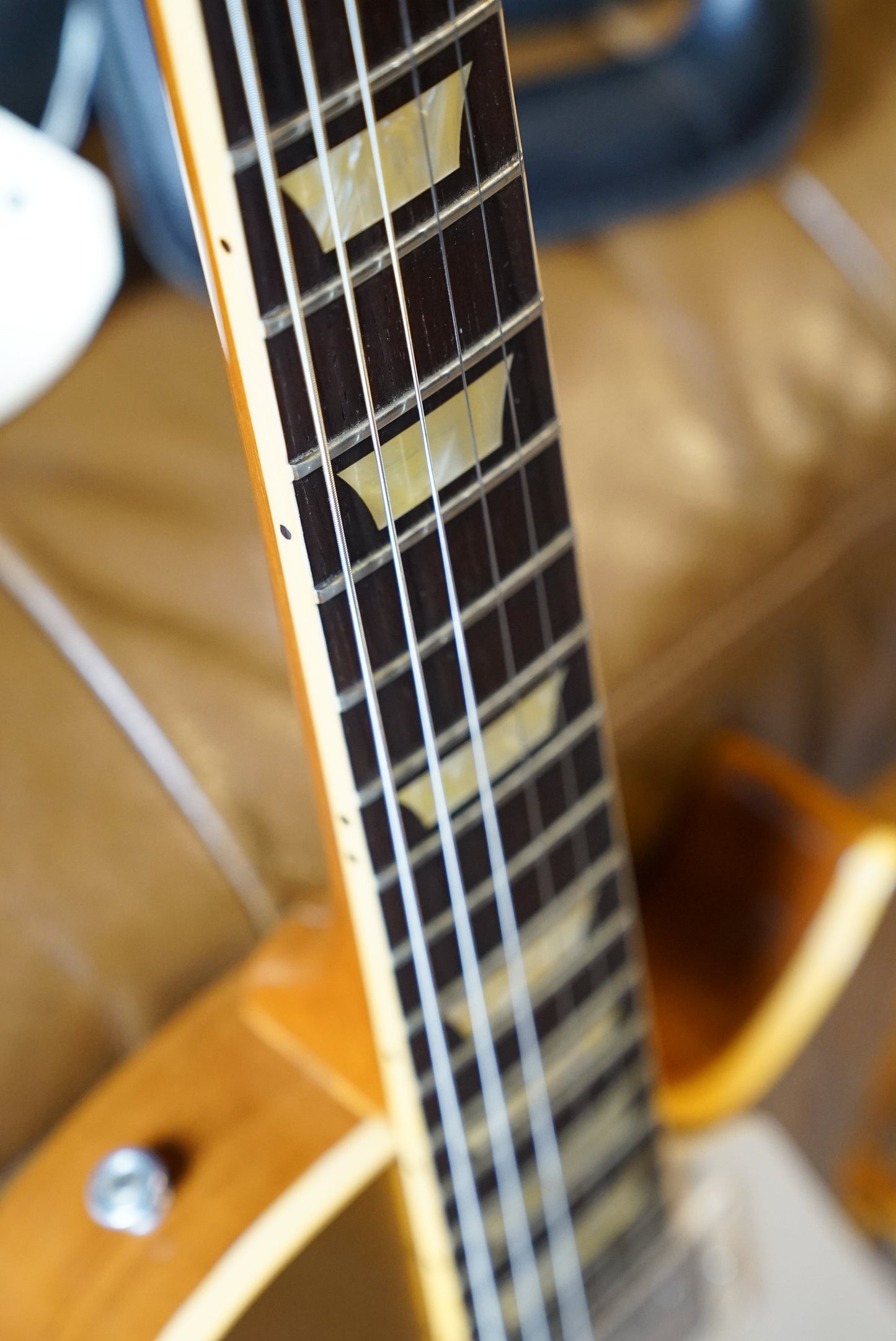 Pre-Owned Gibson Custom Historic Les Paul R7 Goldtop "2003