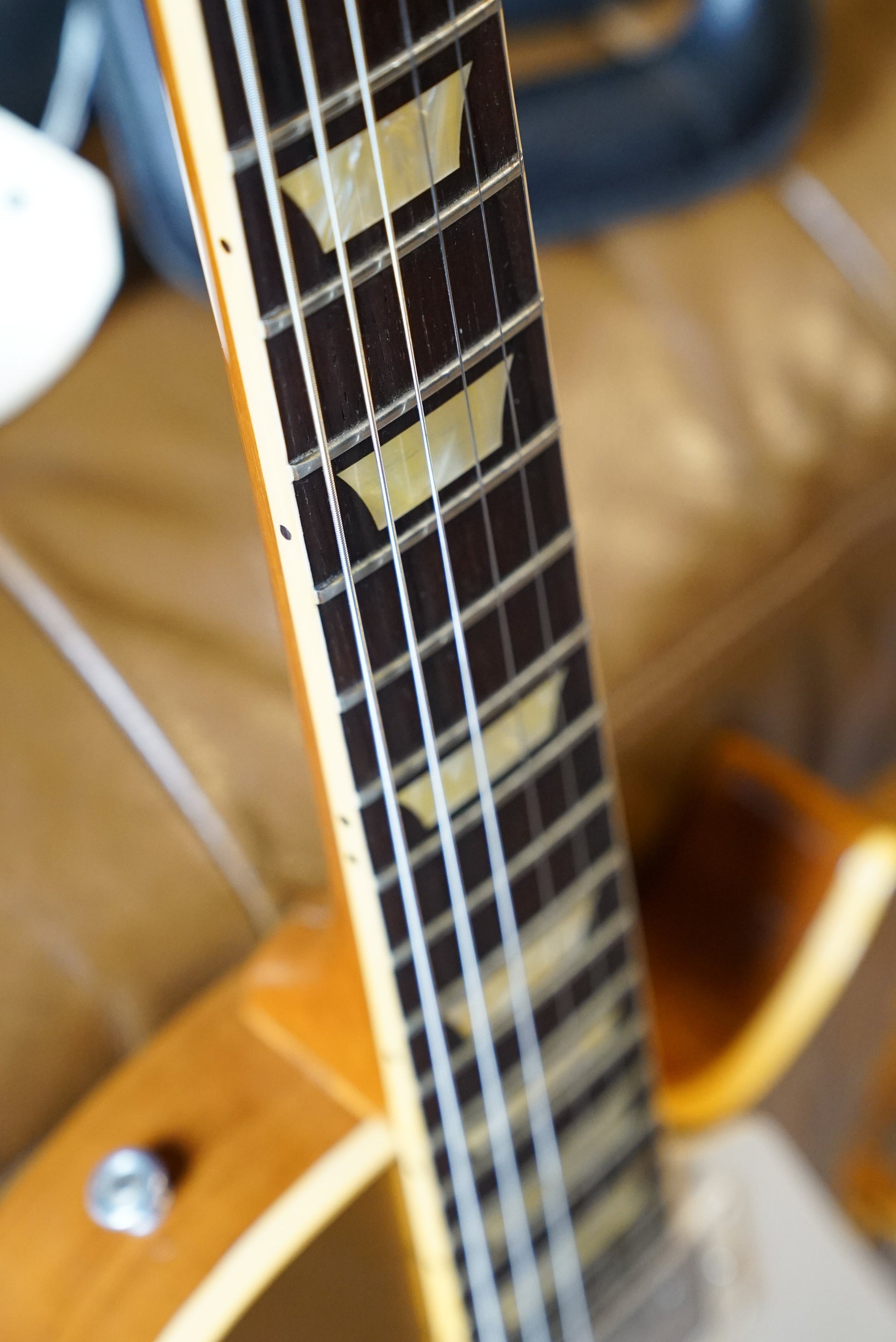 Pre-Owned Gibson Custom Historic Les Paul R7 Goldtop "2003