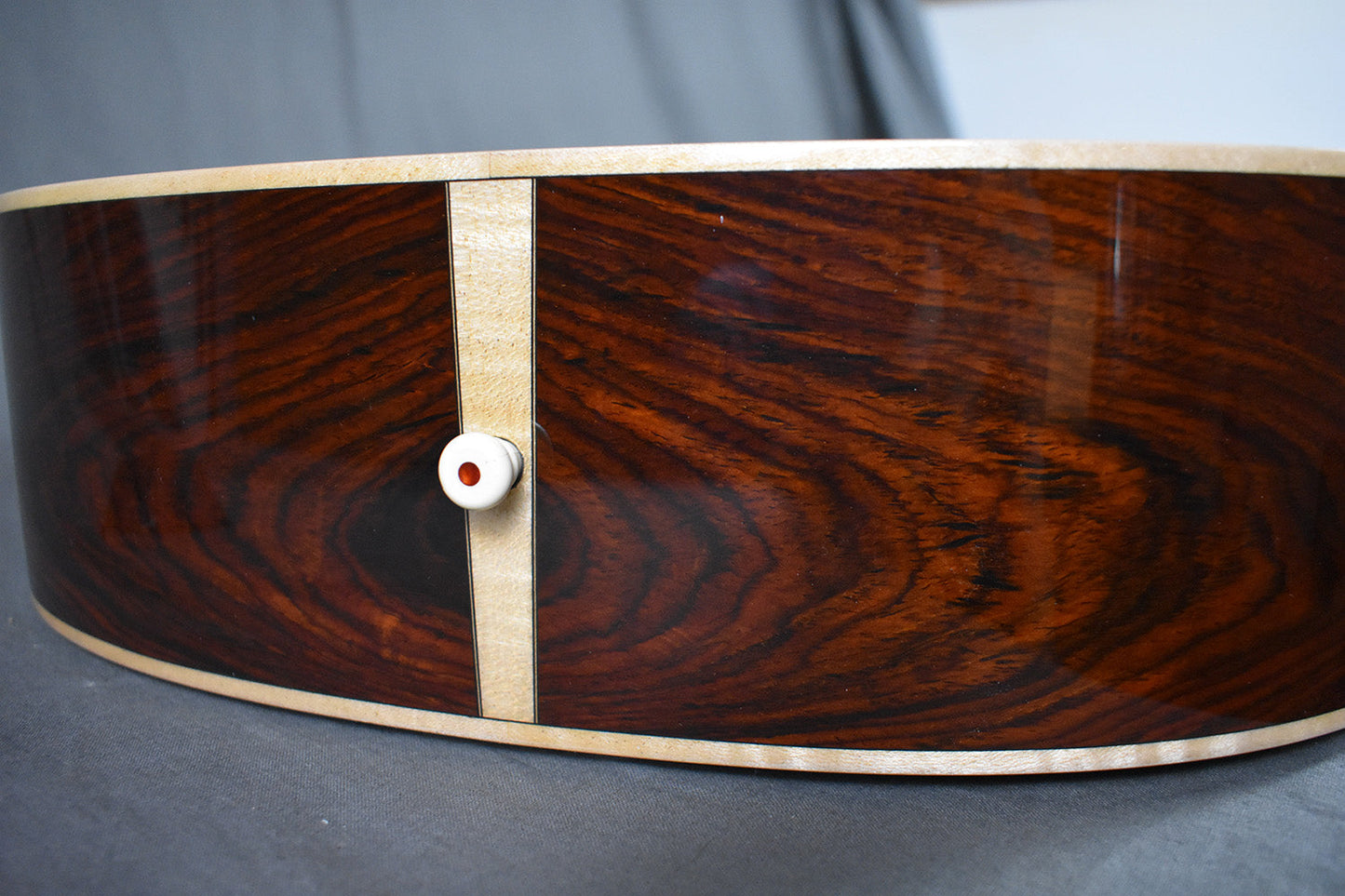 Martin Custom Shop OM-28 Cocobolo TMC Exclusive Edition