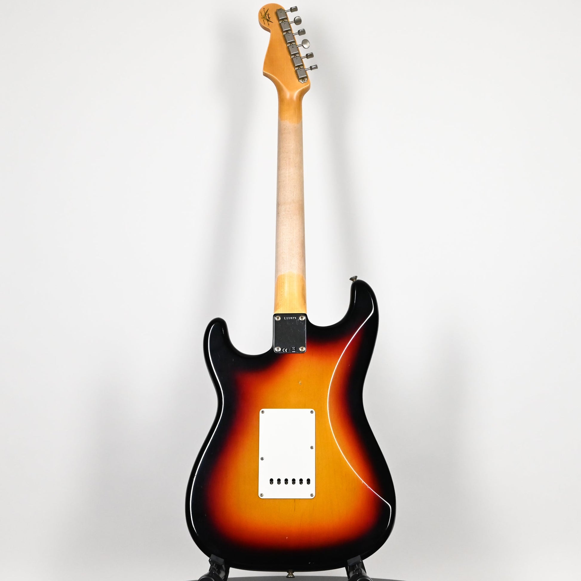 Fender Custom Shop Limited Edition 64 L-Series Stratocaster Journeyman- Aged Target 3-Tone Sunburst 2026 (L11873)