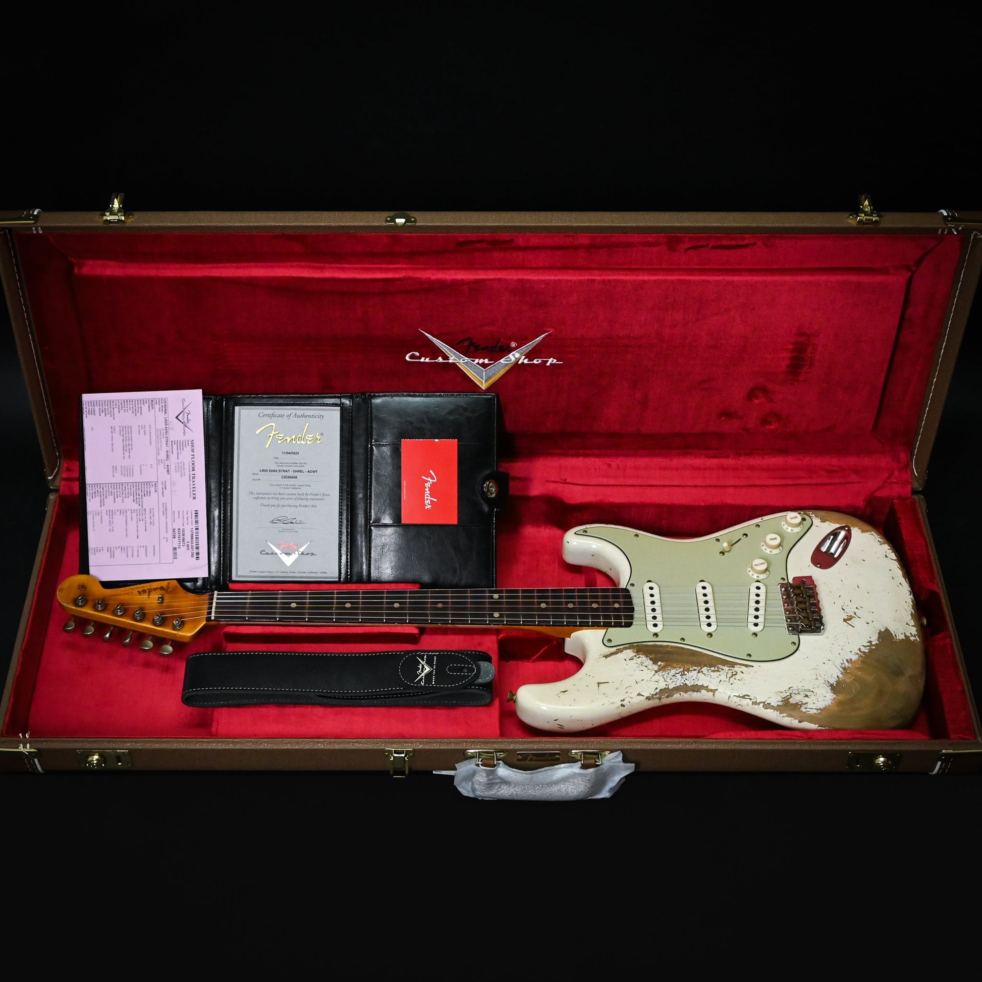 Fender Custom Shop Limited Edition 62/63 Stratocaster Super Heavy Relic- Aged Olympic White 2025 (CZ586606)