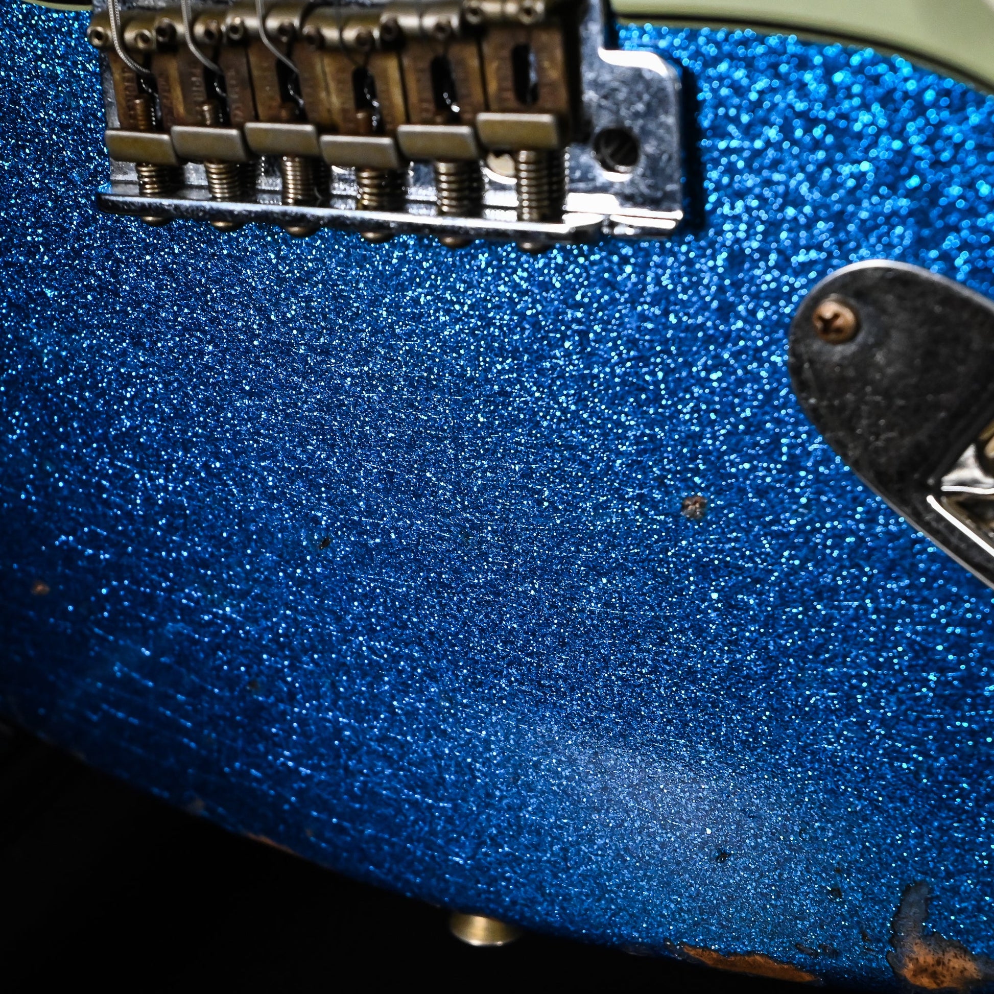 Fender Custom Shop '62 Stratocaster HSS Heavy Relic- Blue Sparkle 2026 (R146850)