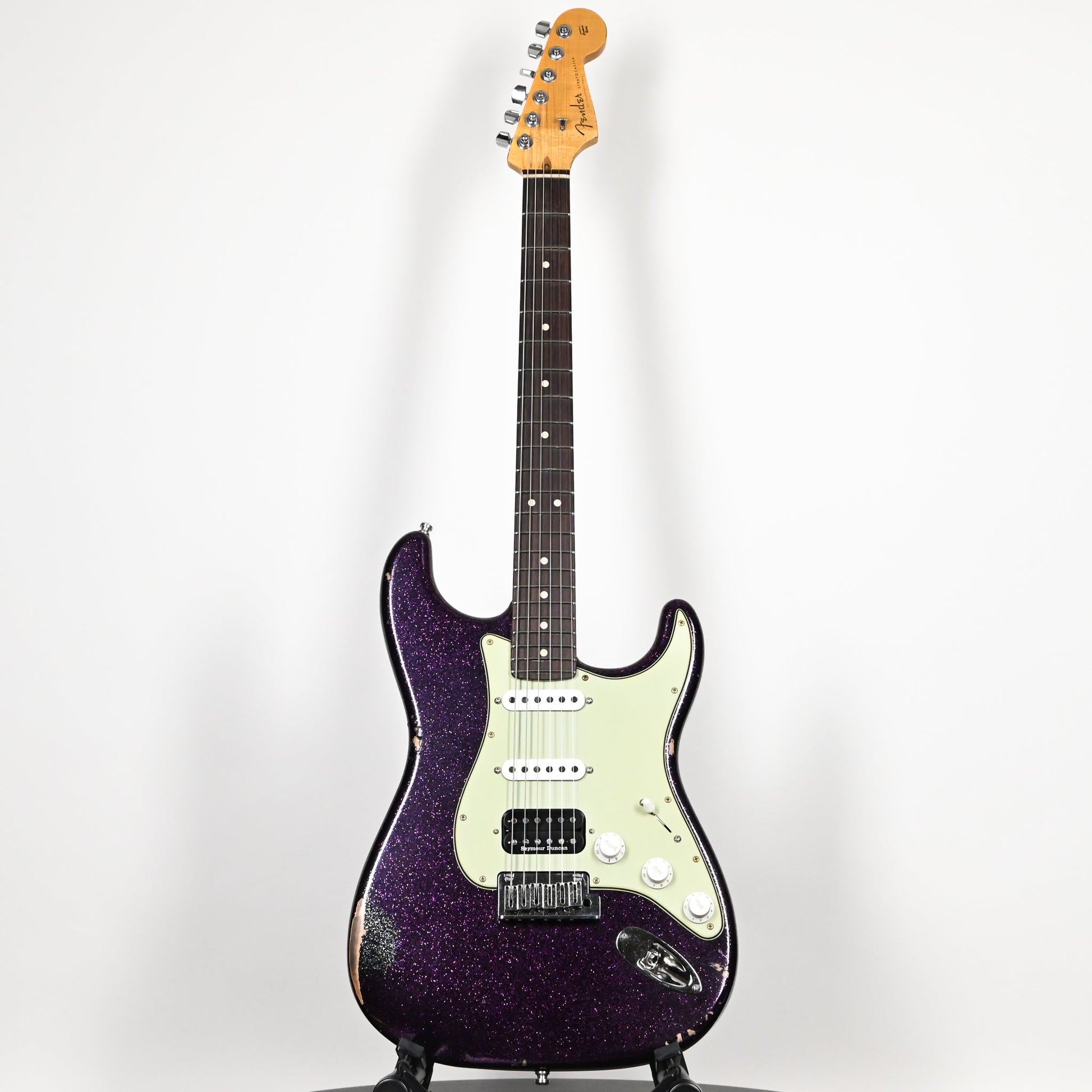 Fender Custom Shop Custom Deluxe Stratocaster w/ Seymour Duncan SH4B Humbucker, Relic/ Closet Classic Hardware- Magenta Sparkle 2026 (R147174)