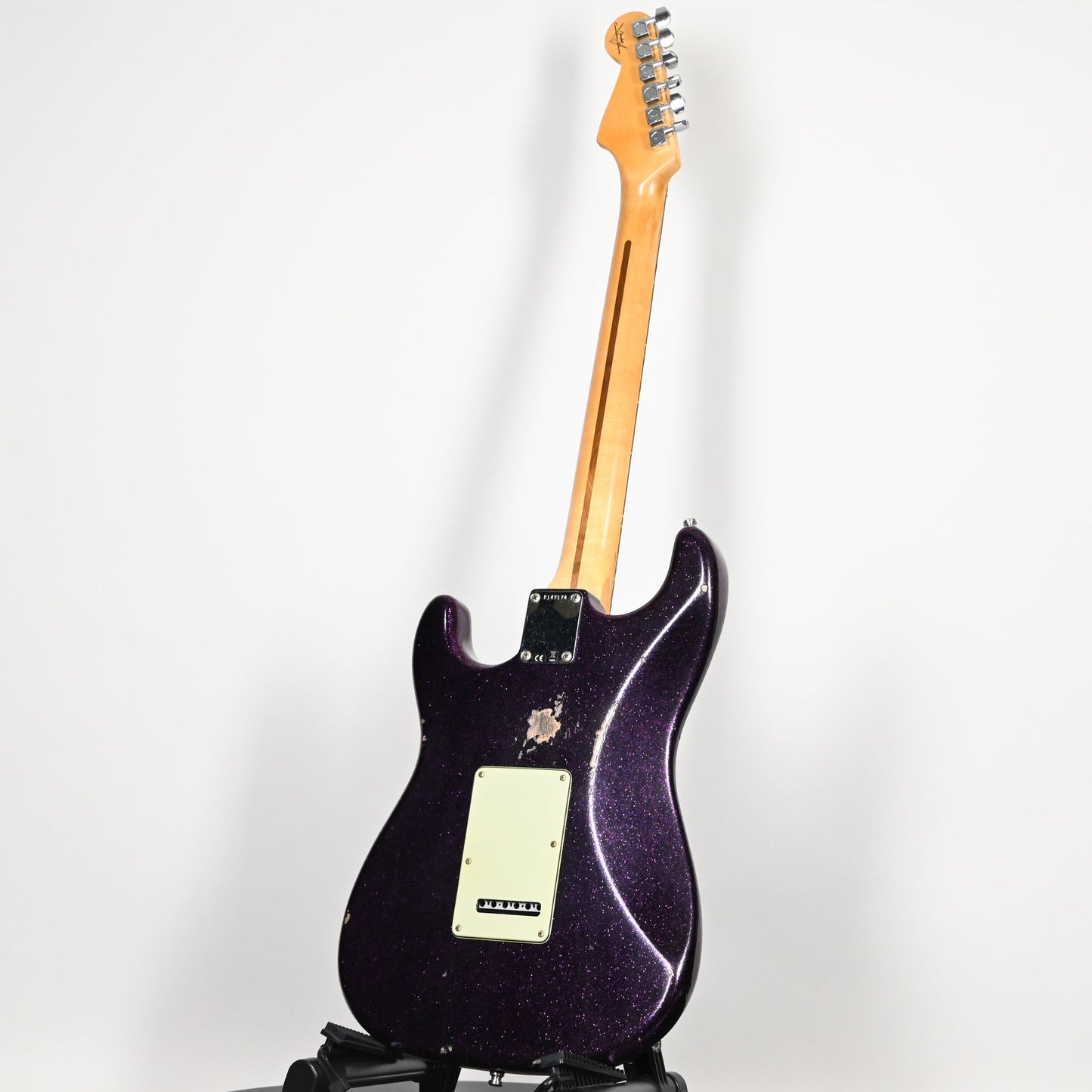 Fender Custom Shop Custom Deluxe Stratocaster w/ Seymour Duncan SH4B Humbucker, Relic/ Closet Classic Hardware- Magenta Sparkle 2026 (R147174)