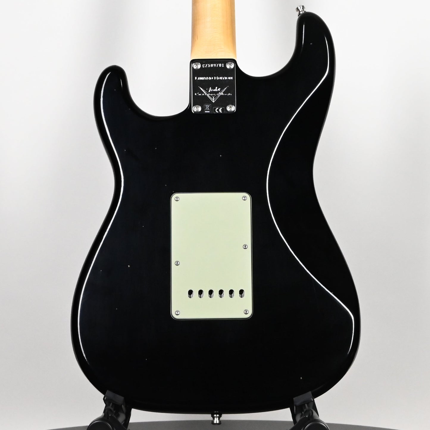 Fender Custom Shop NAMM 2025 Limited Edition 1965 Compound Radius Stratocaster Journeyman w/ Closet Classic Hardware- Aged Black 2026 (CZ589701)