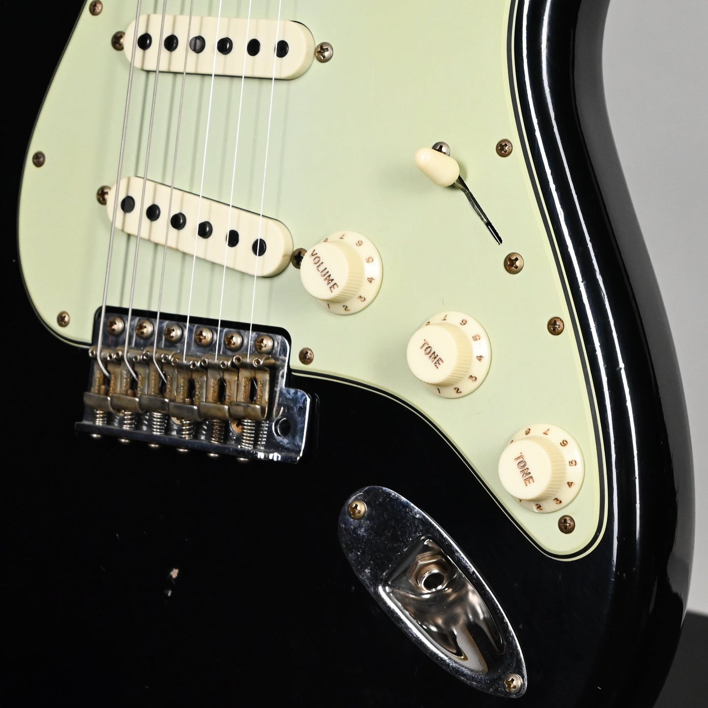 Fender Custom Shop Limited Edition 64 L-Series Stratocaster Journeyman- Black 2026 (L11973)