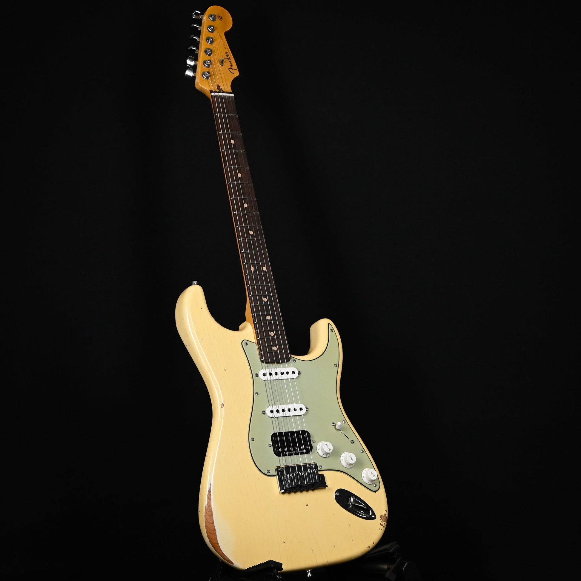 Fender Custom Shop Deluxe Stratocaster w/ Seymour Duncan SH4B Humbucker, Relic/ Closet Classic Hardware- Aged Vintage White 2026 (R148062)