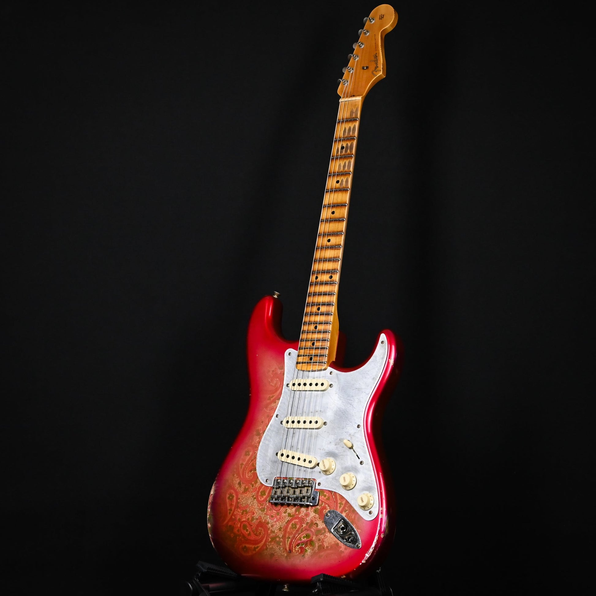 Fender Custom Shop Limited Edition El Diablo Stratocaster Relic- Aged Pink Paisley 2025 (CZ585231)