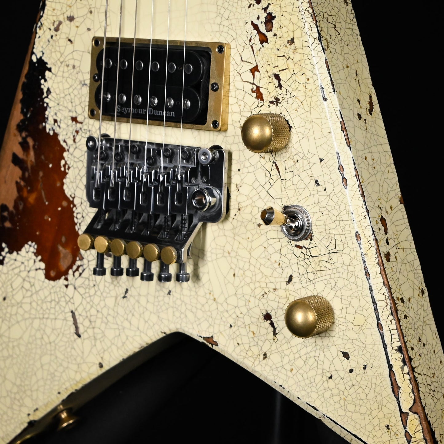 Jackson Custom Shop USA Special Edition Rhoads Nitro-Relic Tour Finish- Vanilla Shake/ 2 Tone Burst 2025 (RR4078)