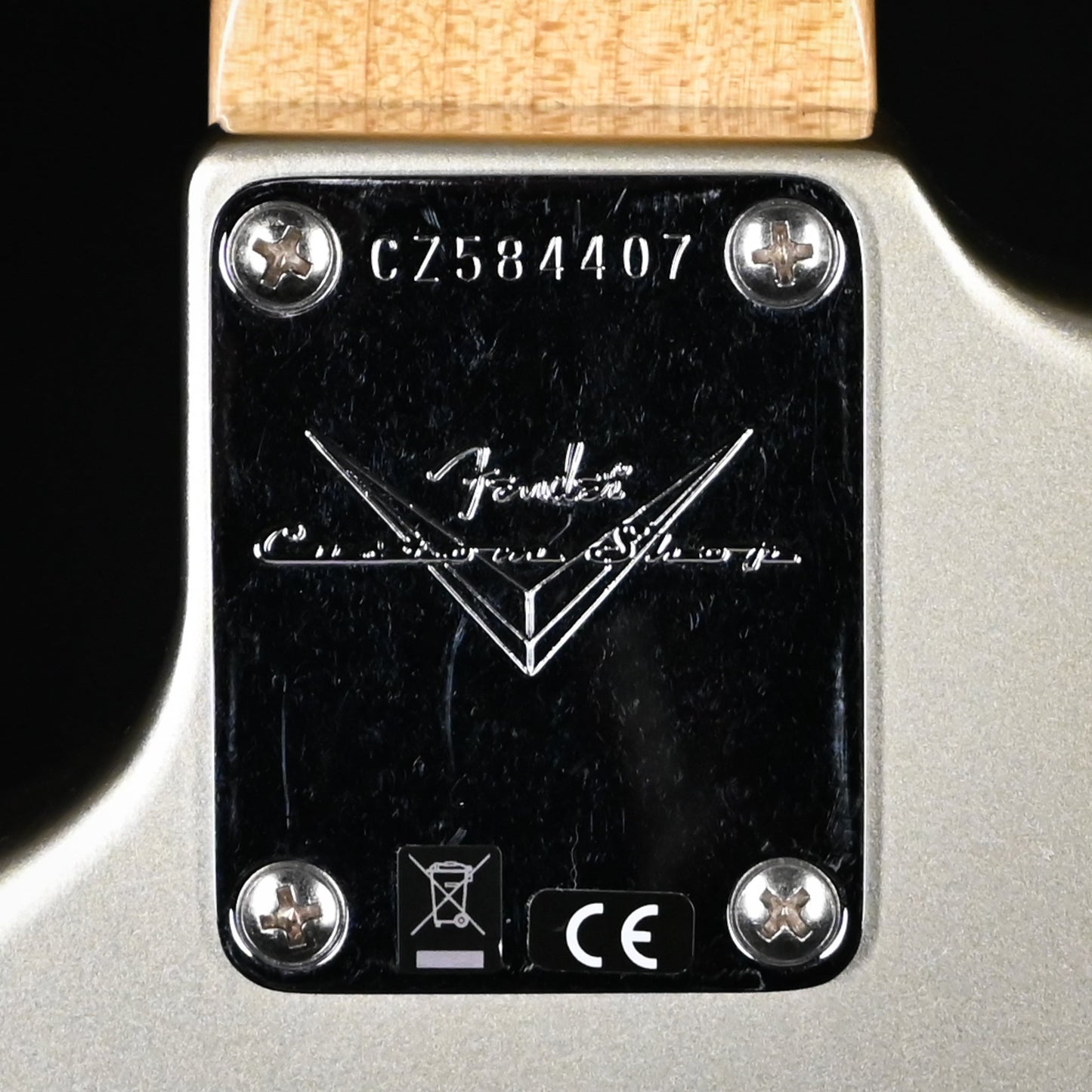 Fender Custom Shop '63 Jaguar Deluxe Closet Classic- Aged Inca Silver 2025 (CZ584407)