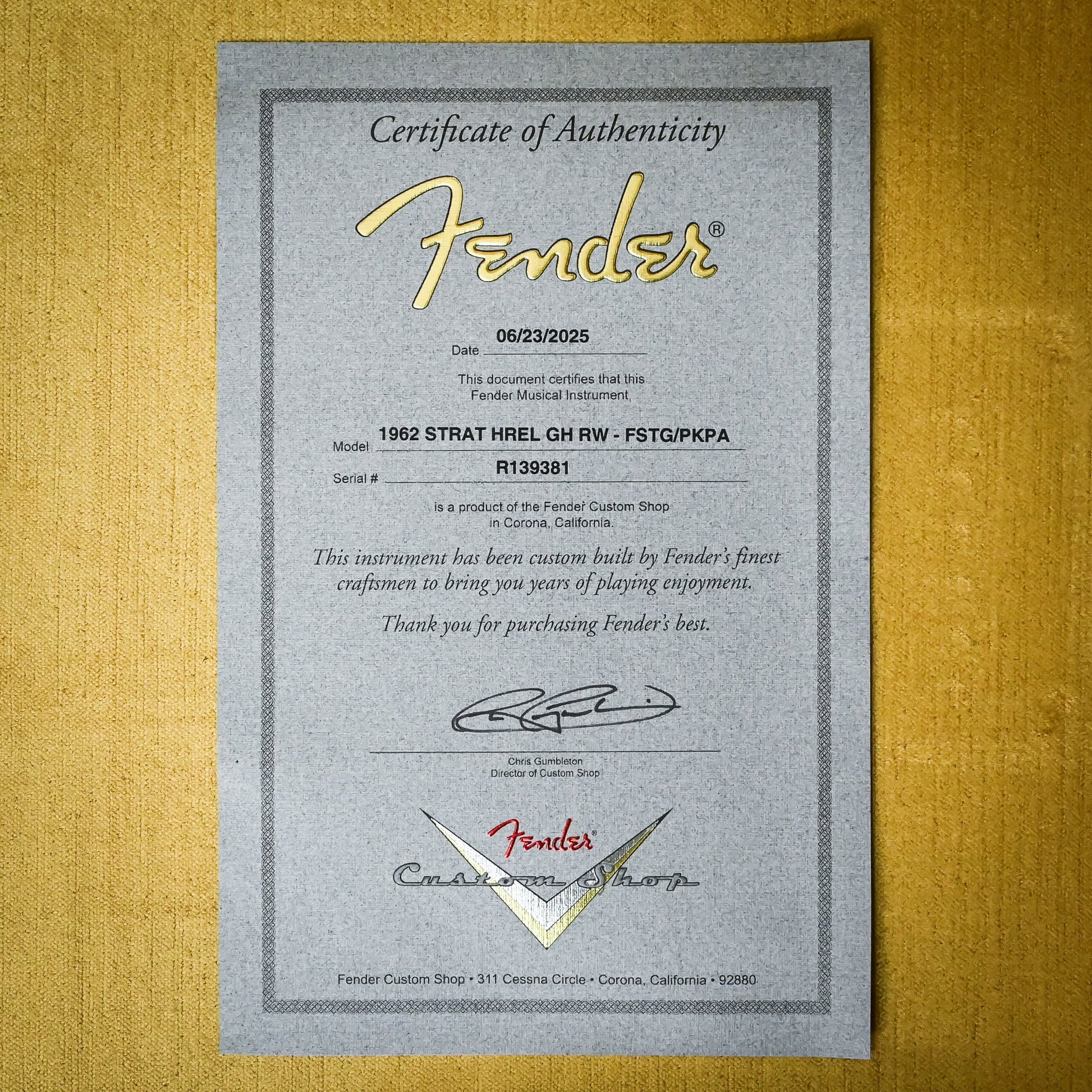Fender Custom Shop 1962 Stratocaster w/ Gold Hardware Heavy Relic- Frost Gold/ Pink Paisley 2025 (R139381)
