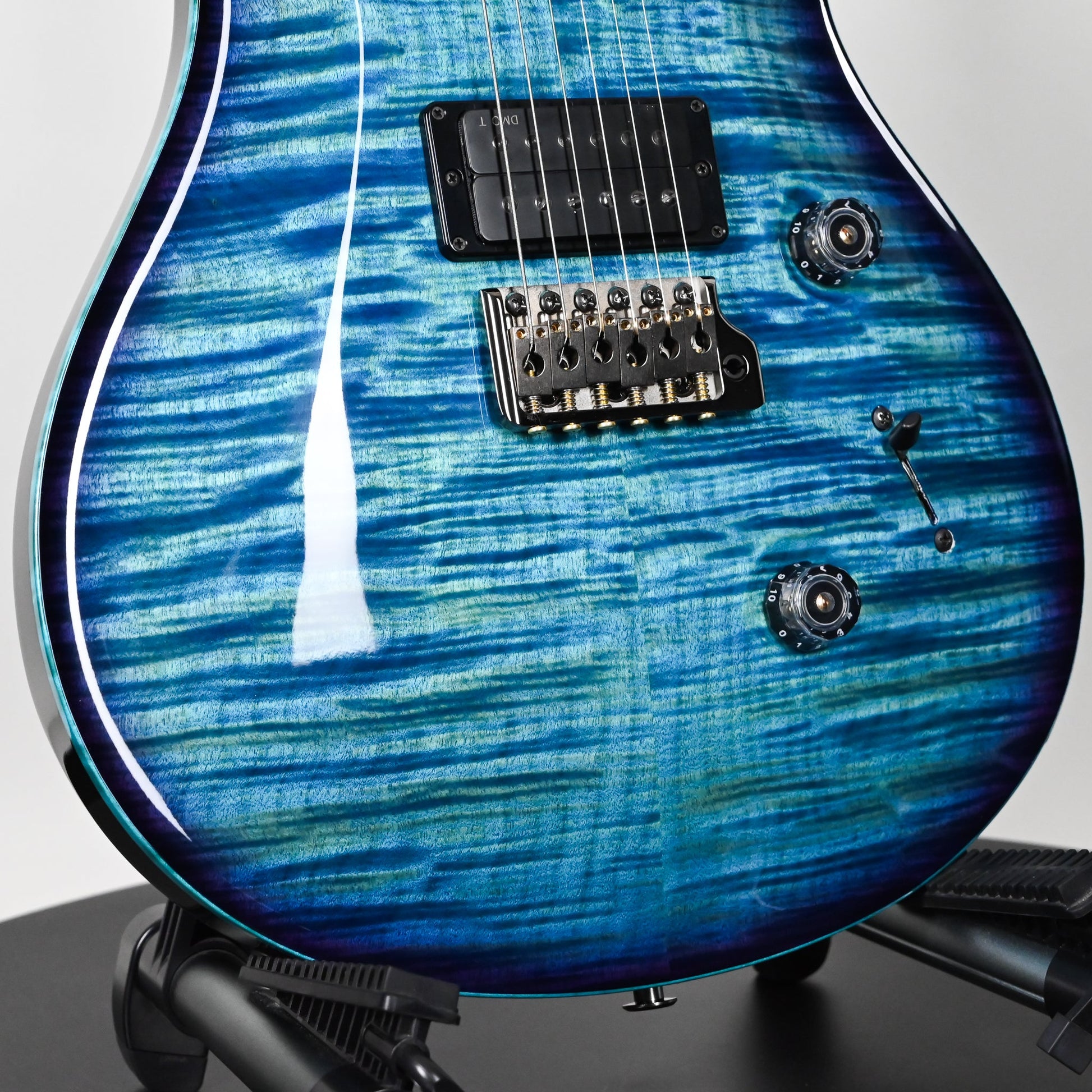 PRS Custom 24 Wood Library w/ 10-Top, Brazilian Rosewood, DMO Pickups- Aquableux Purple Burst 2026 (0419215)