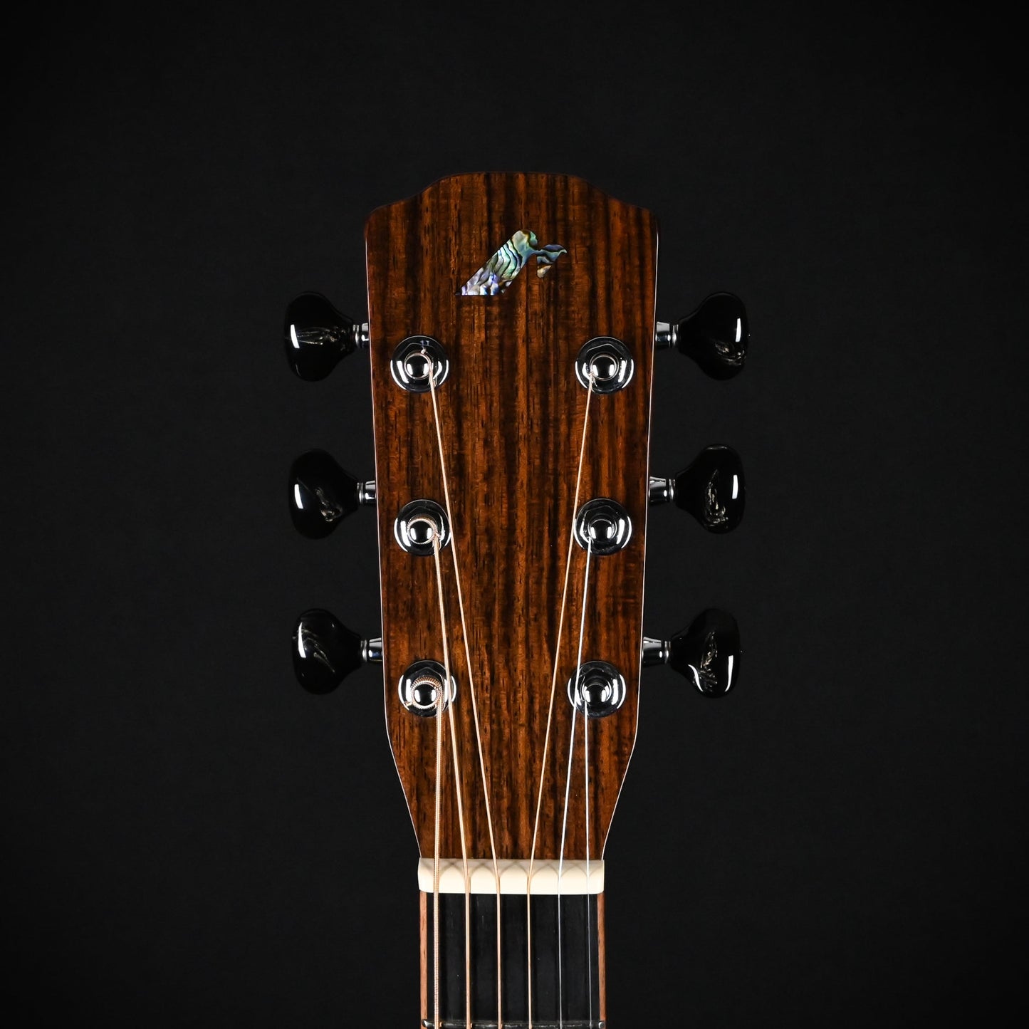 Morris S-131 "Luthier Made Premium" Acoustic Guitar- Natural (2502)