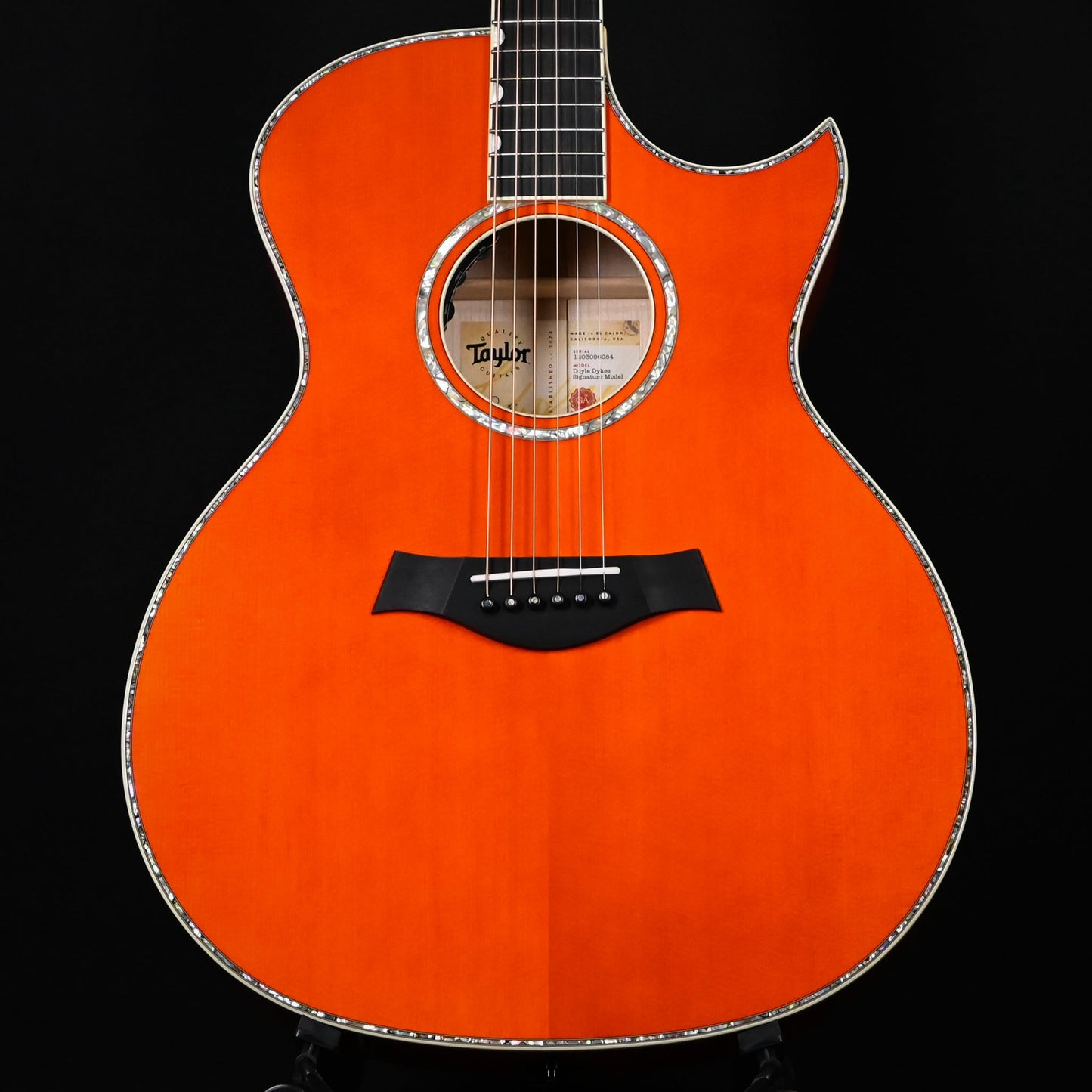 Taylor Doyle Dykes Signature Model w/ Sitka Spruce Top & Big Leaf Maple Back and Sides Acoustic/ Electric- Translucent Orange 2026 (1203096084)