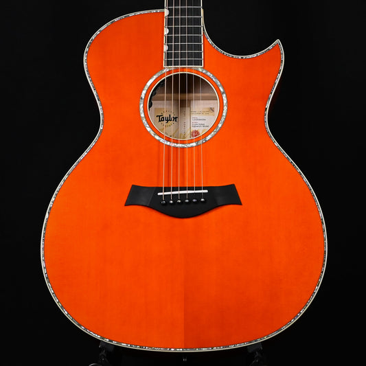 Taylor Doyle Dykes Signature Model w/ Sitka Spruce Top & Big Leaf Maple Back and Sides Acoustic/ Electric- Translucent Orange 2026 (1203096084)
