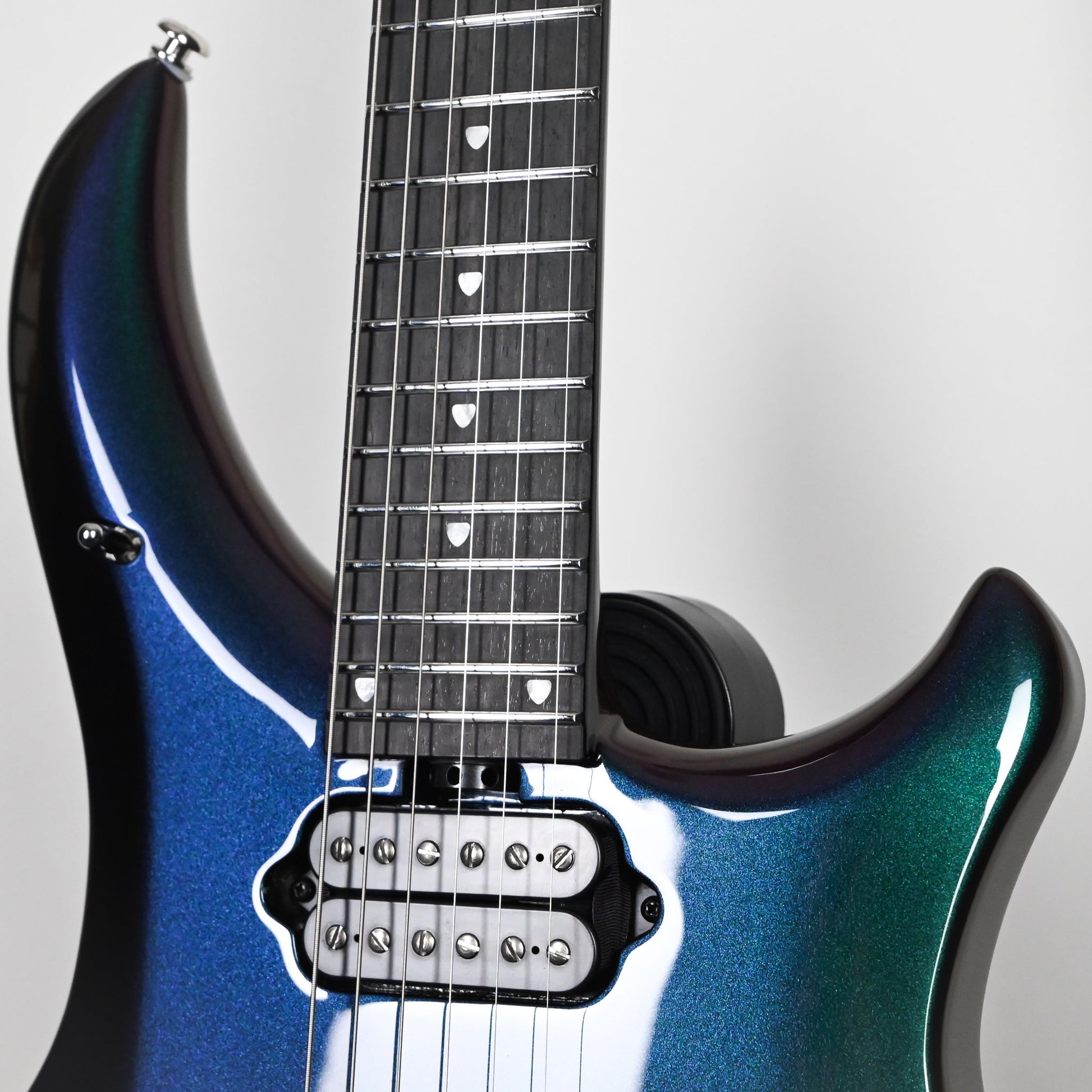 Ernie Ball Music Man John Petrucci Majesty 6-String Premium Select- Mystic Dream 2026 (M021663)