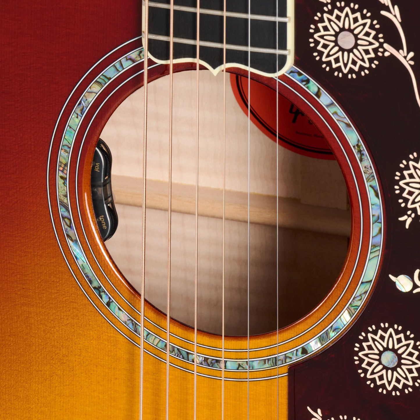 Gibson Custom SJ-200 5A Maple, Wildfire Burst
