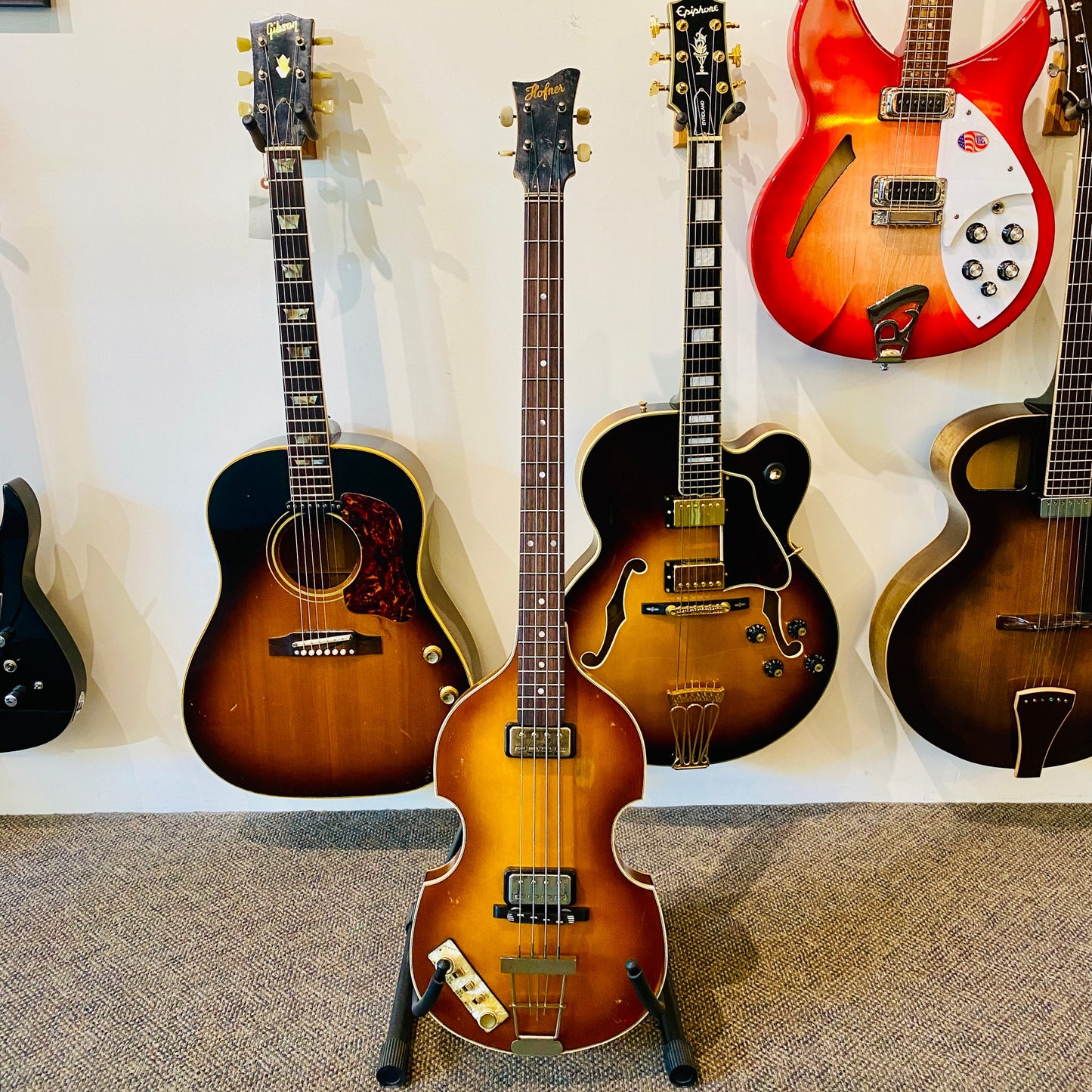 Hofner 500/1 Violin Bass 63 Relic Guitar, Left Handed Used