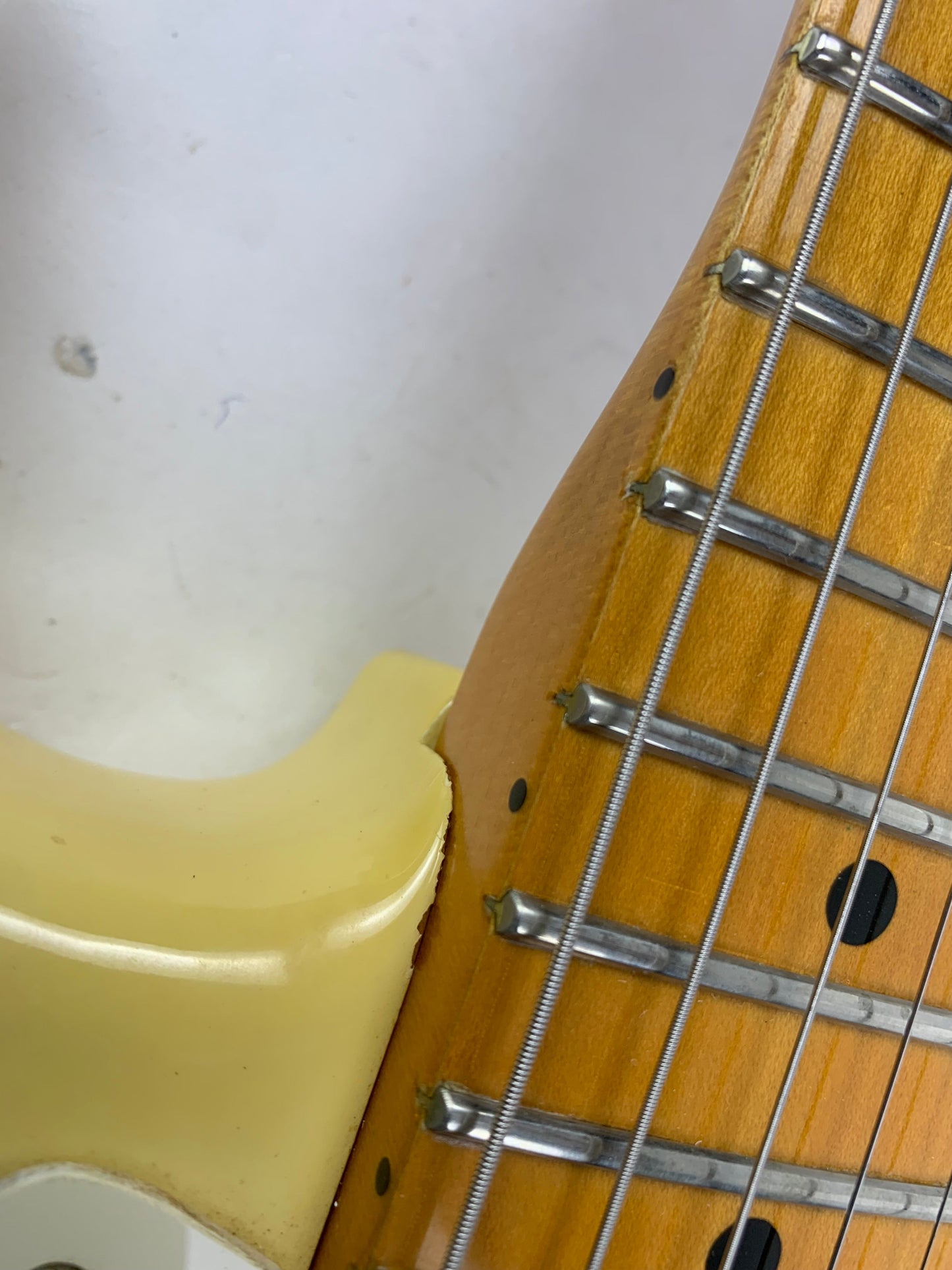 1982 Fender '57 American Vintage Reissue Fullerton Stratocaster 1957 Olympic “Vintage White” RED BOBBIN PICKUPS Very Early RI! AVRI