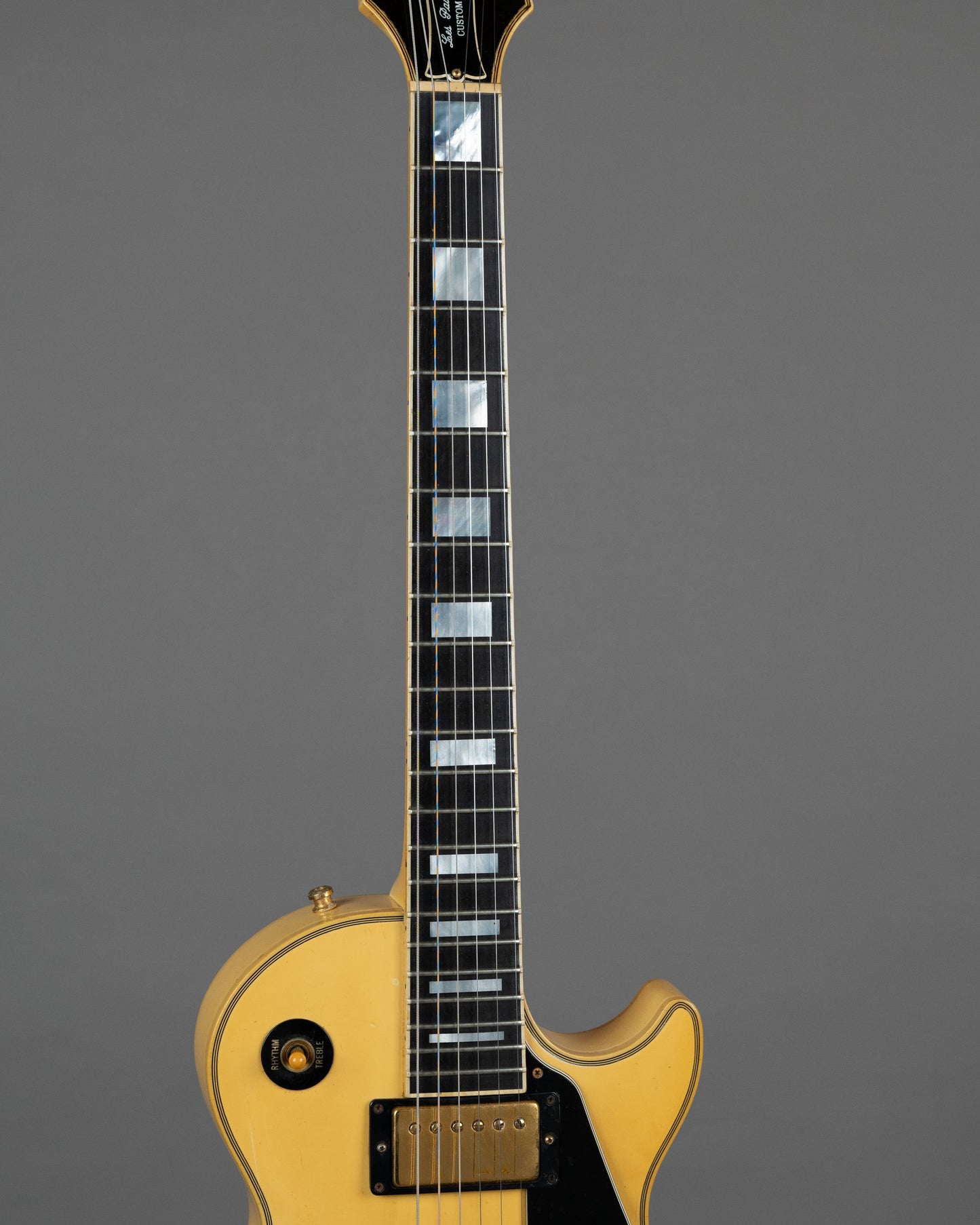 1990 Gibson Les Paul Custom 'Custom Shop Edition' (USA,  Antique Ivory, Gibson Chainsaw Case)