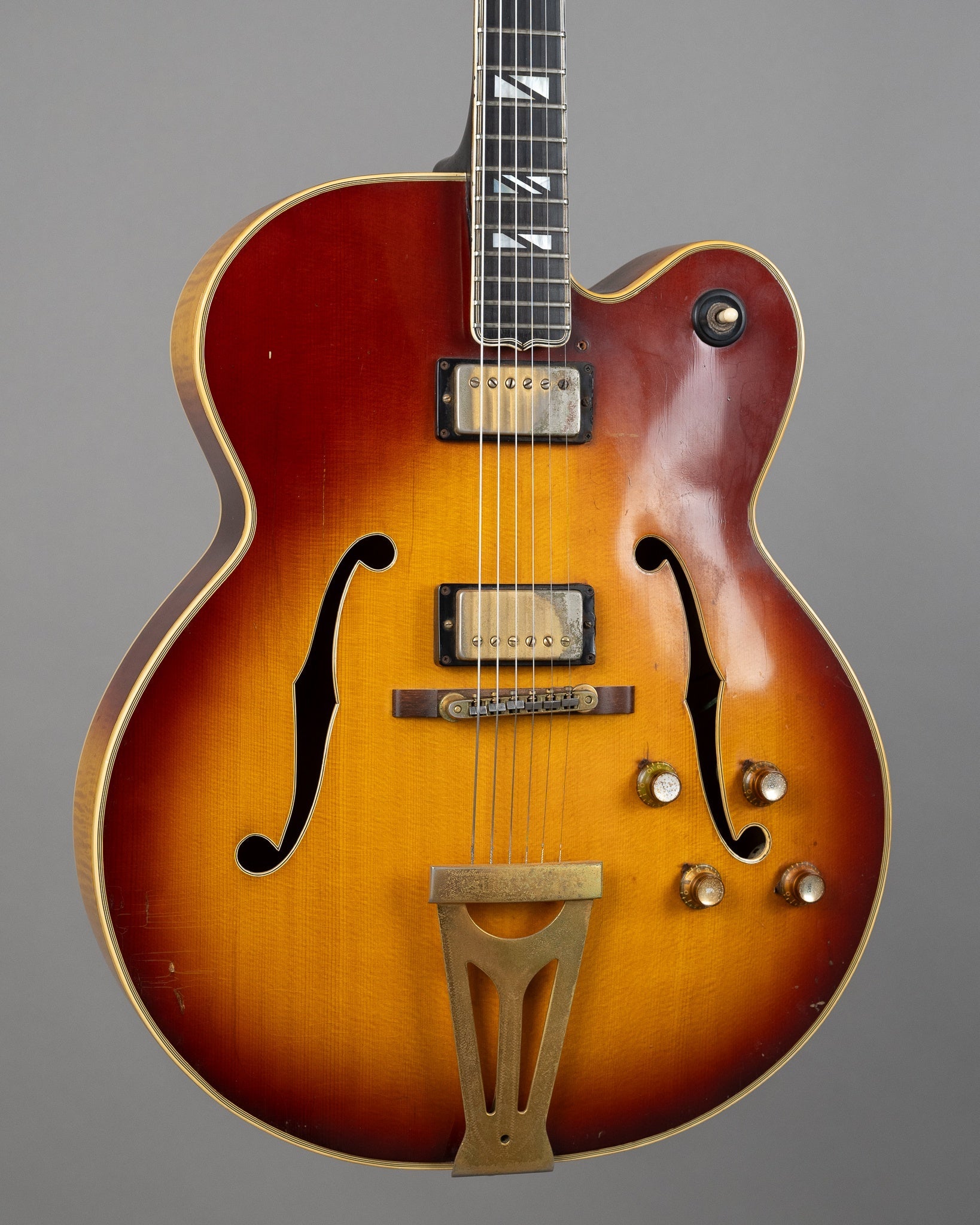 1968 Gibson Super 400 CES  (USA, Sunburst, OHSC)