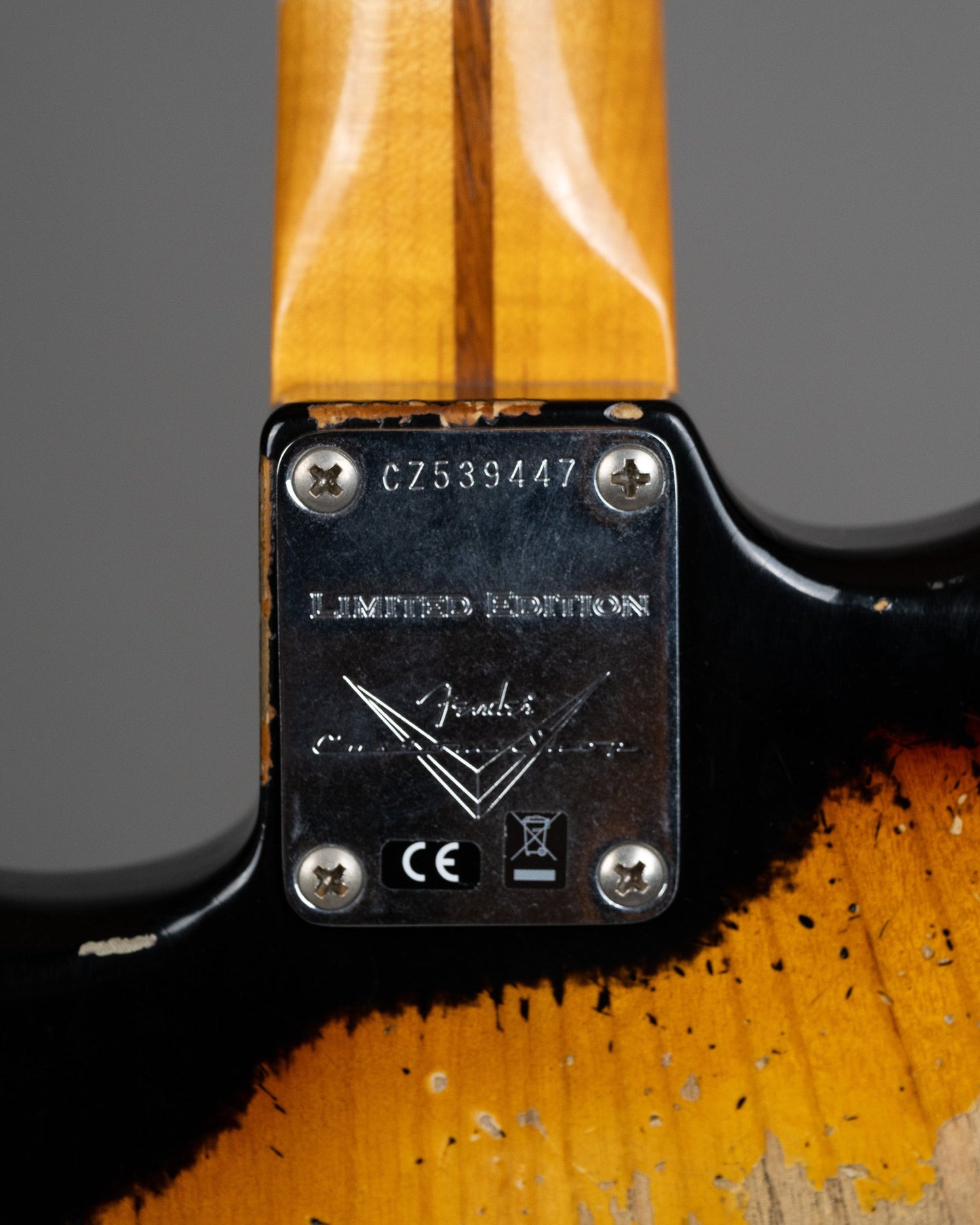 2018 Fender Custom Shop NAMM LTD '57 Stratocaster Heavy Relic (USA, Black Over Sunburst, OHSC)