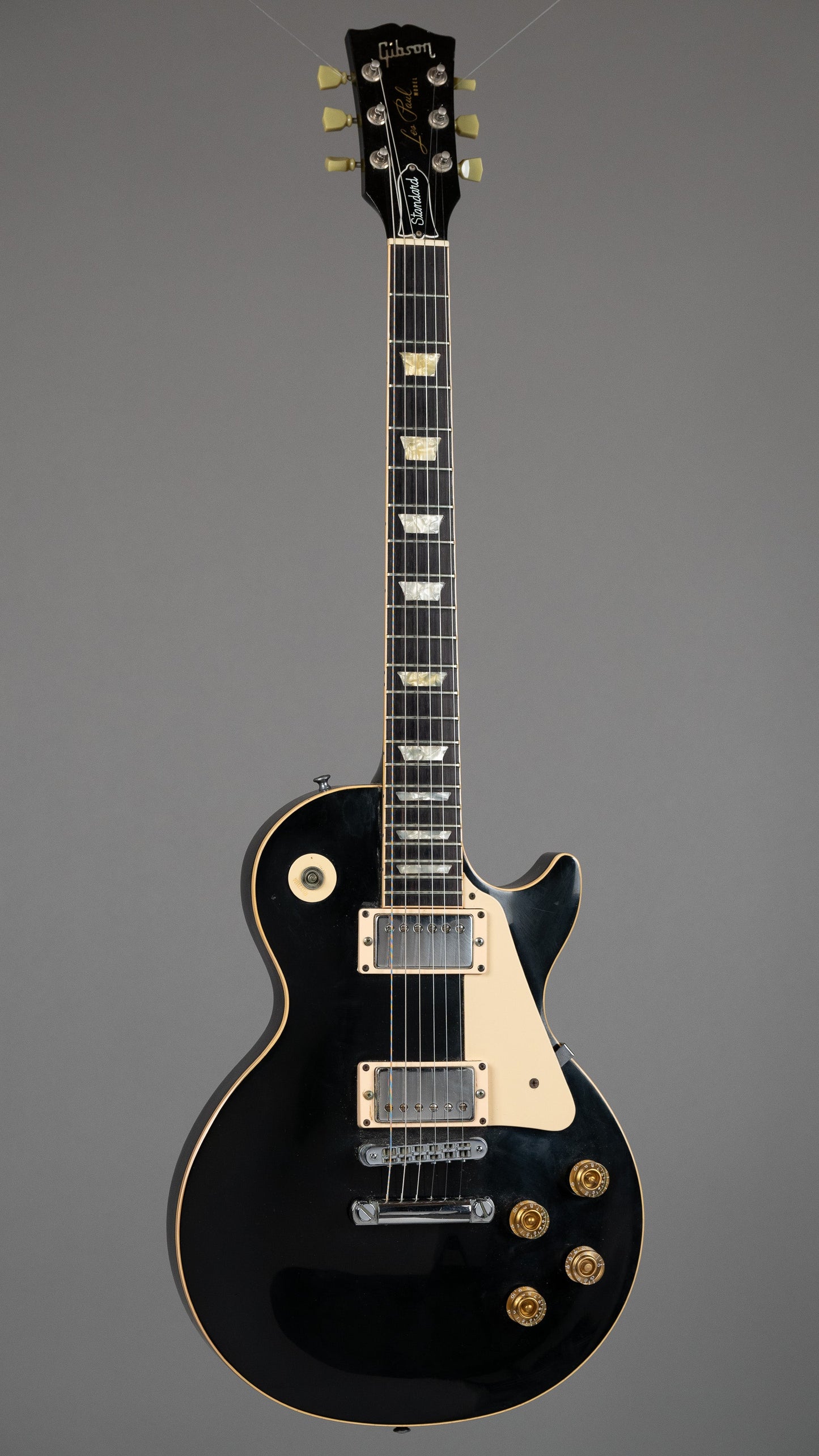 1990 Gibson Les Paul Standard (USA, Black, OHSC)